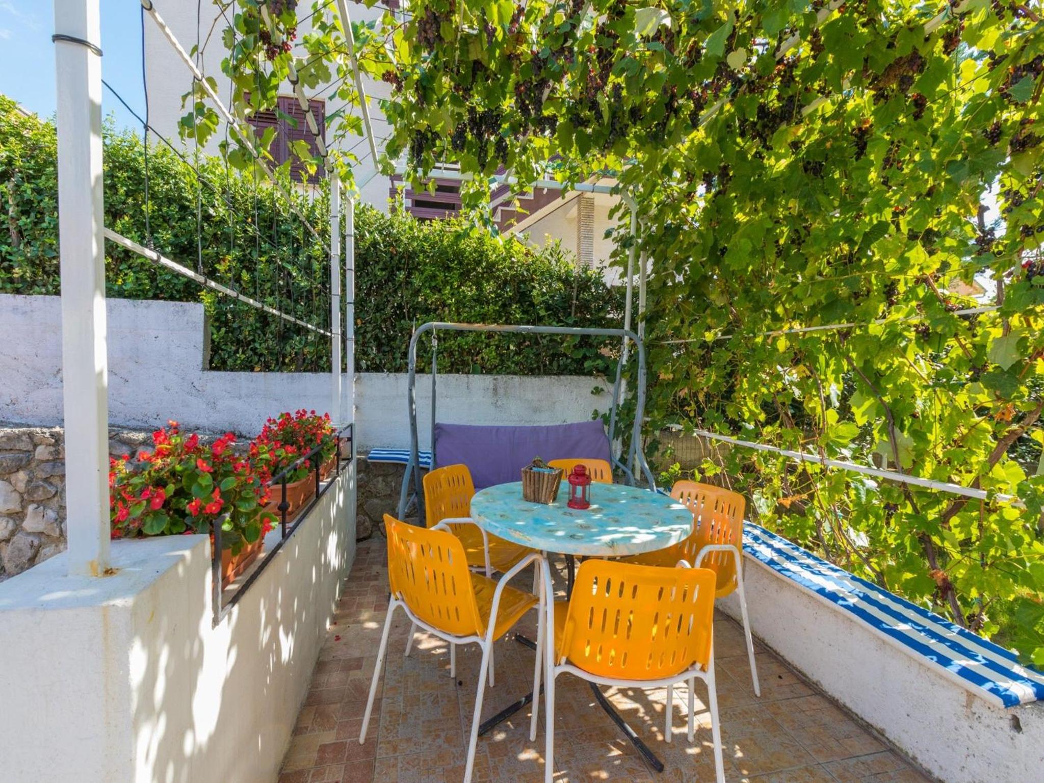 Apartment Lena view 2