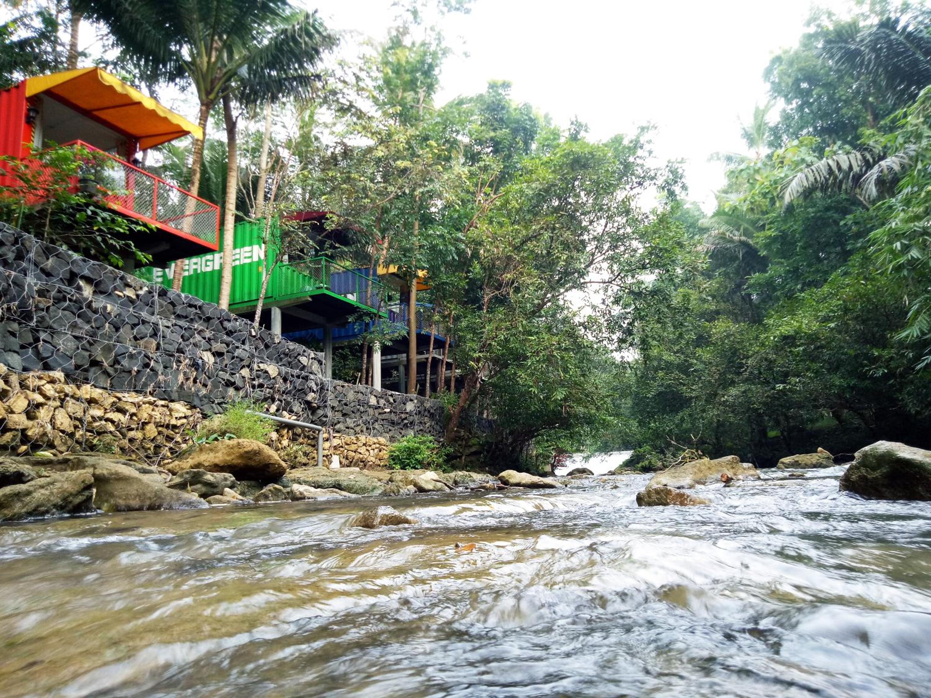 Hau Eco Lodges Citumang Pangandaran