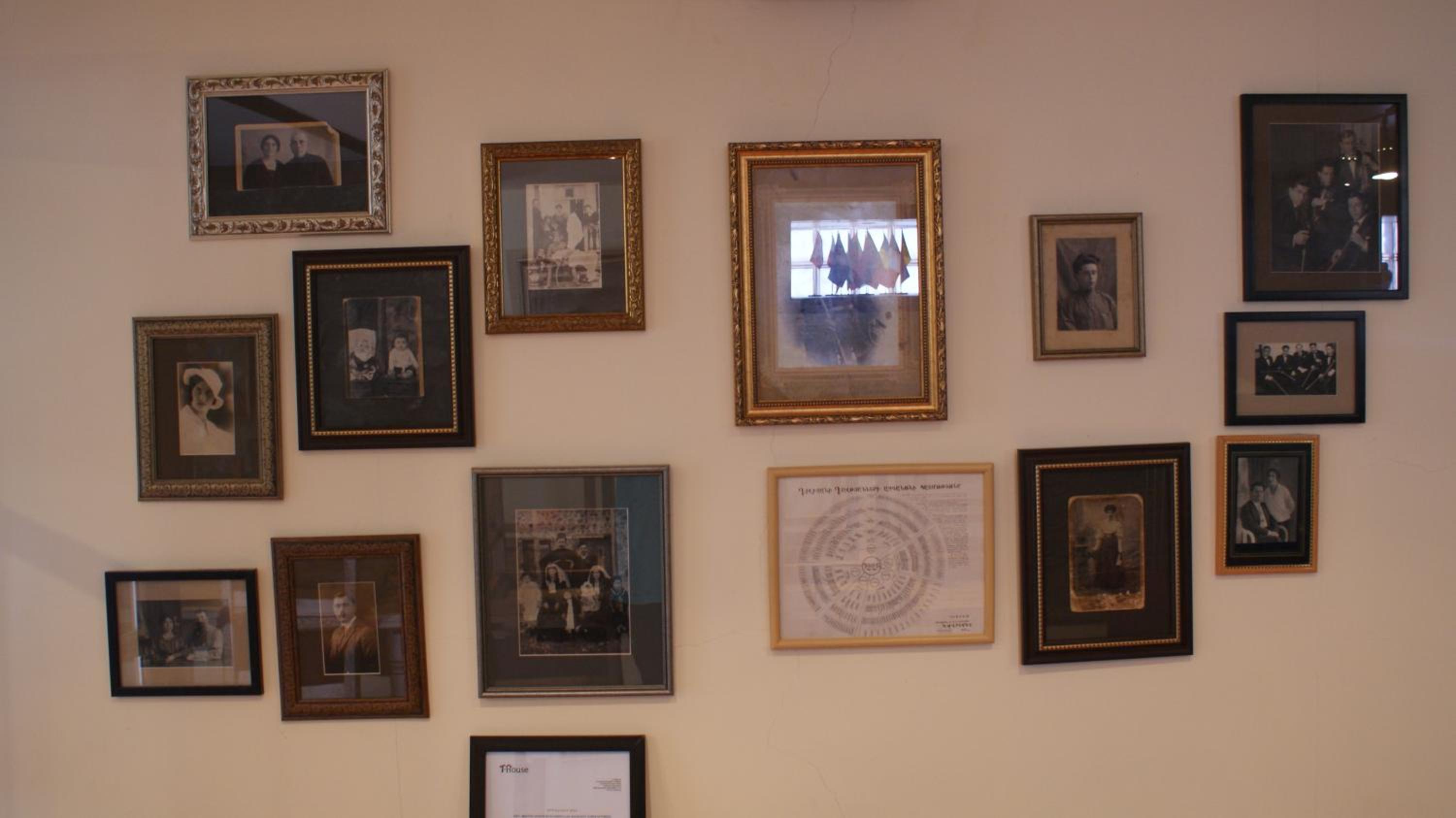 Takht House
