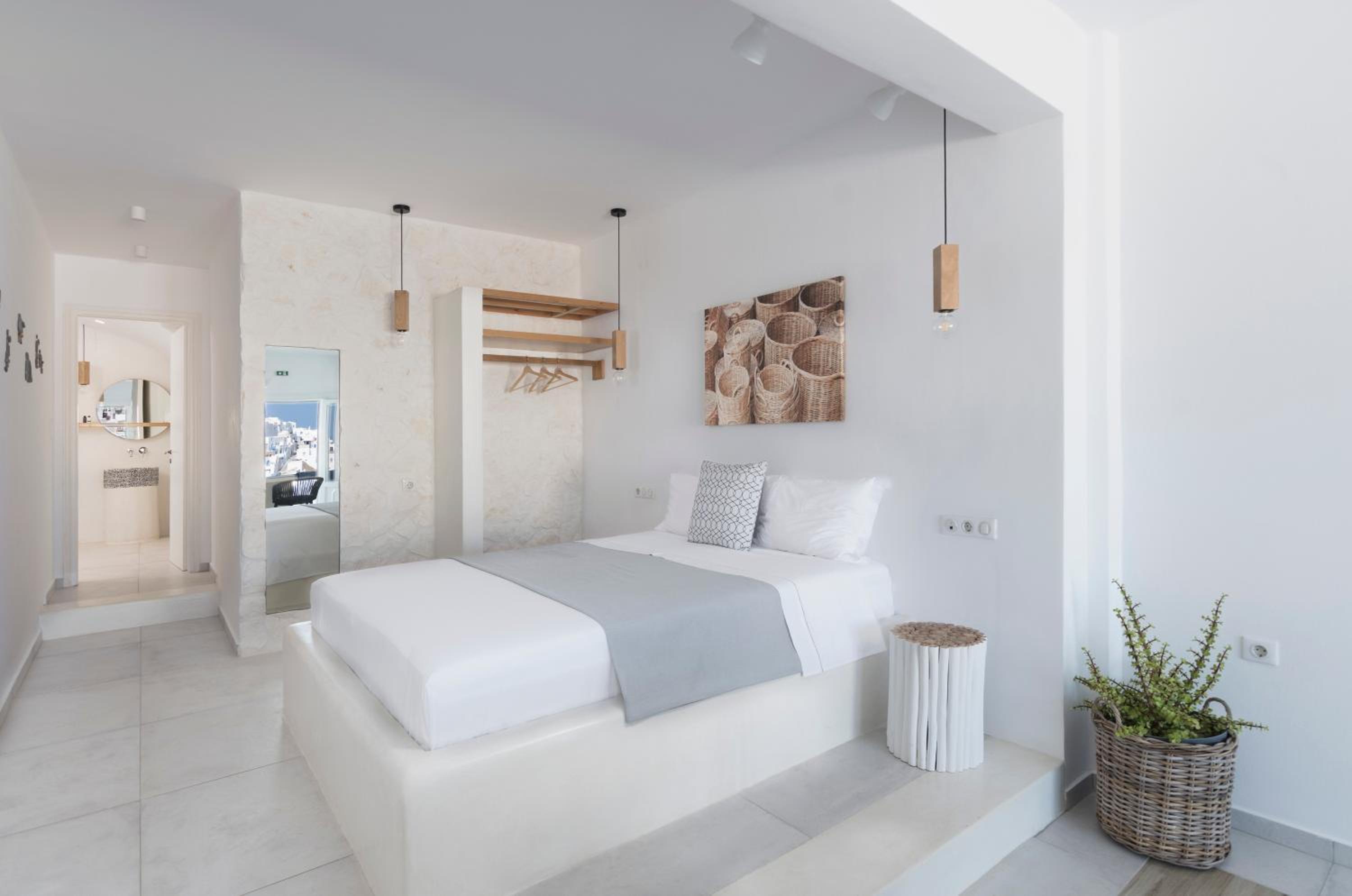 Anatoli Luxury Studios & Suites photo 3