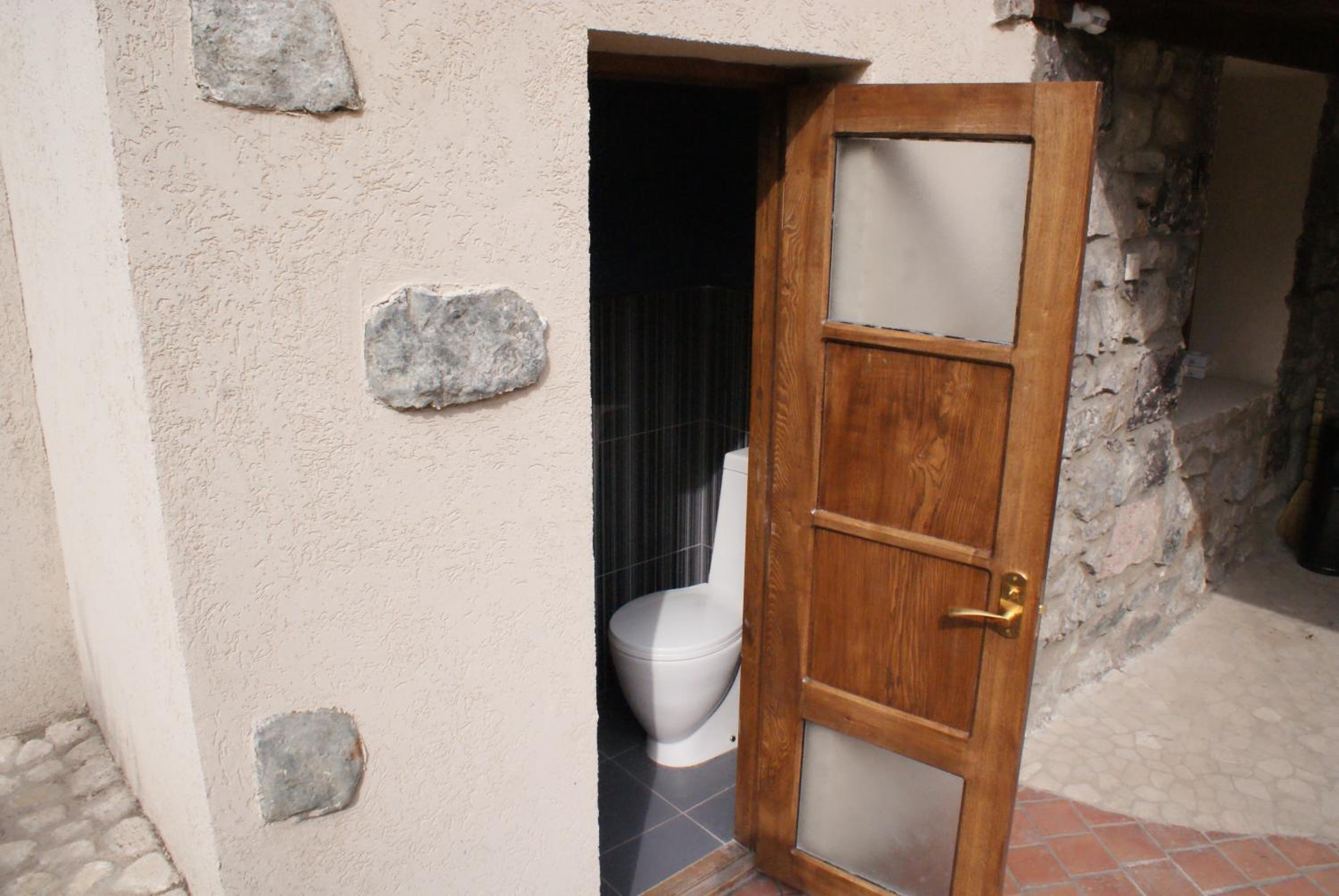 Takht House