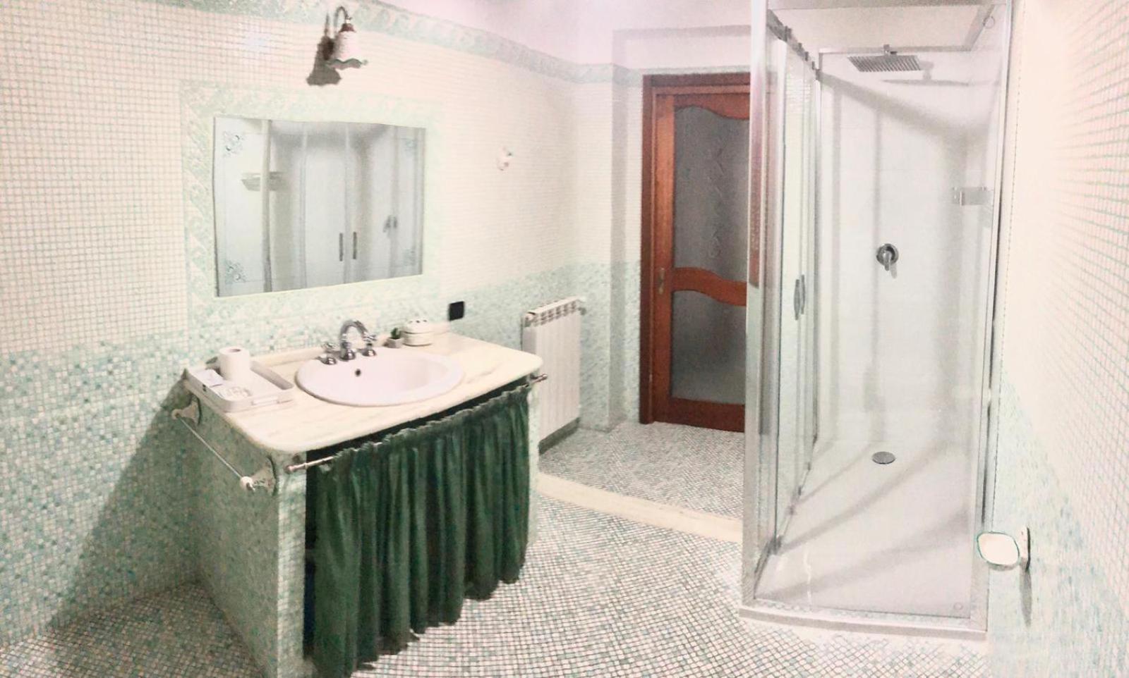 Photo 49