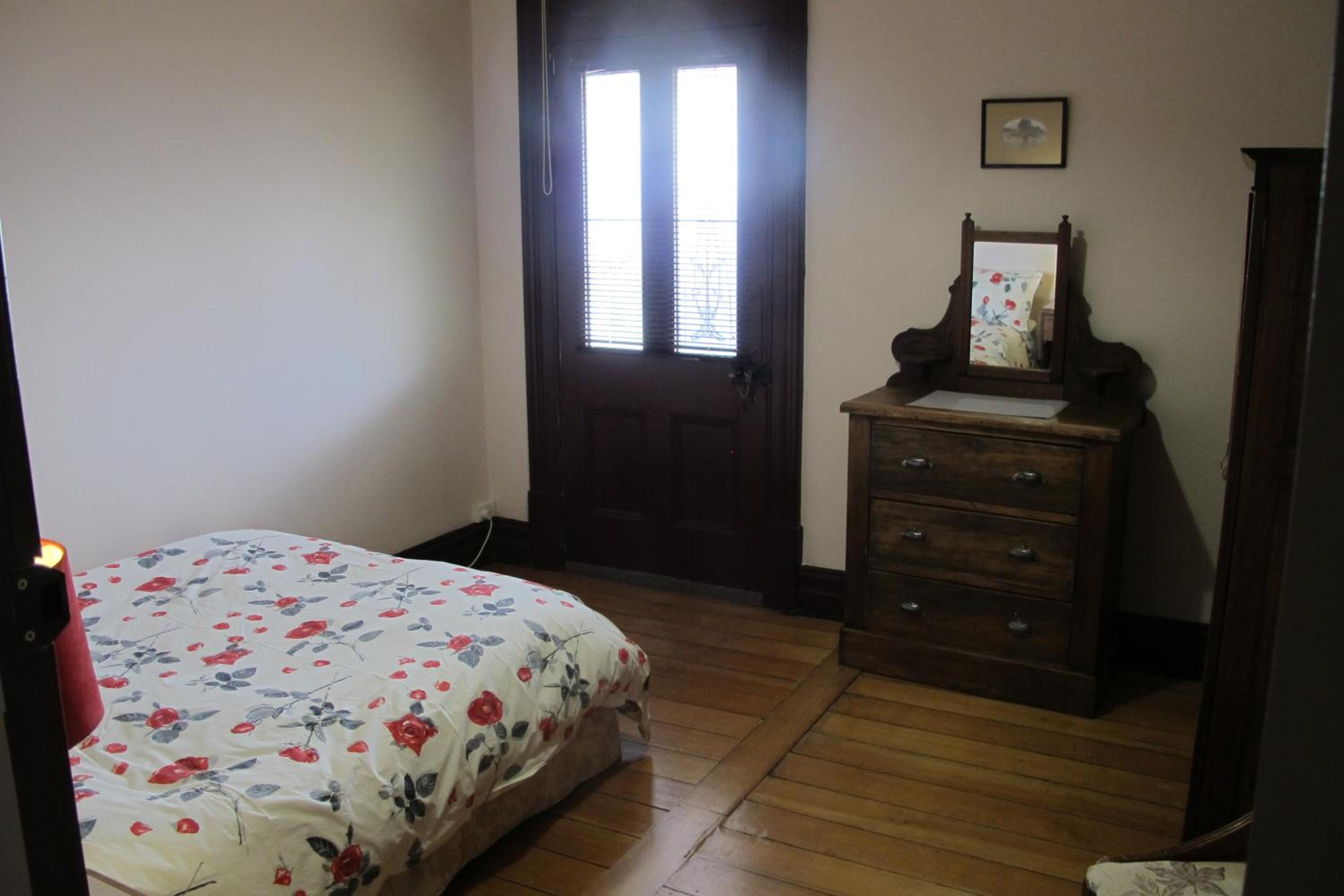 Holmhurst Guest House