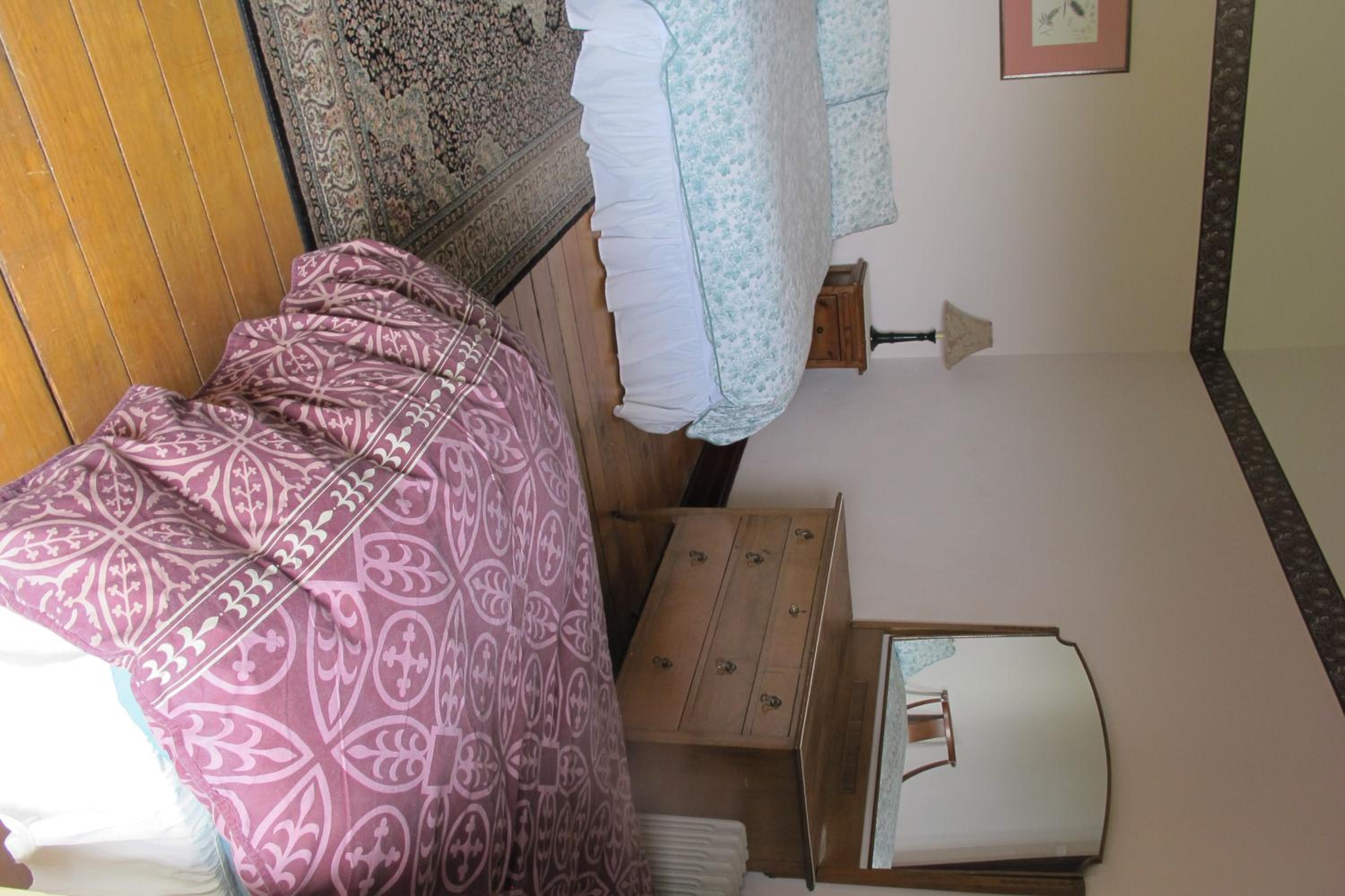 Holmhurst Guest House