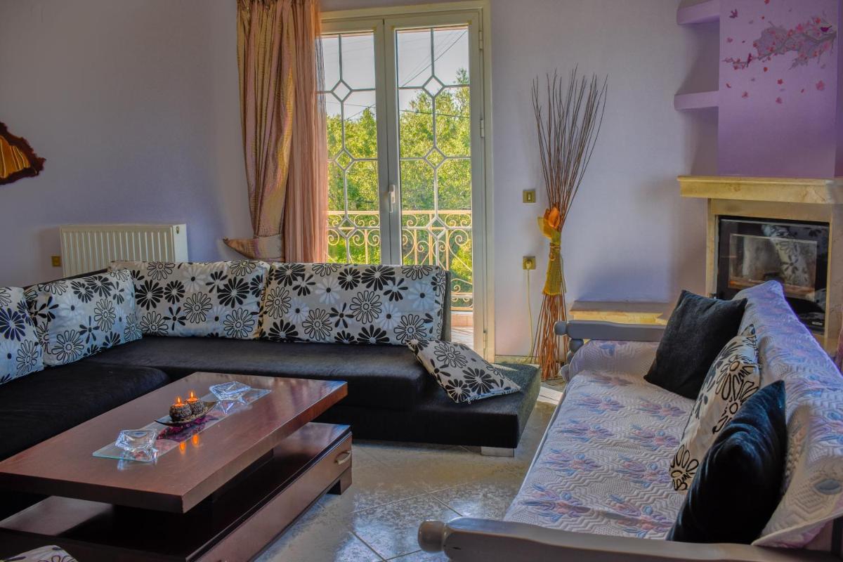 Anemos Holidays House
