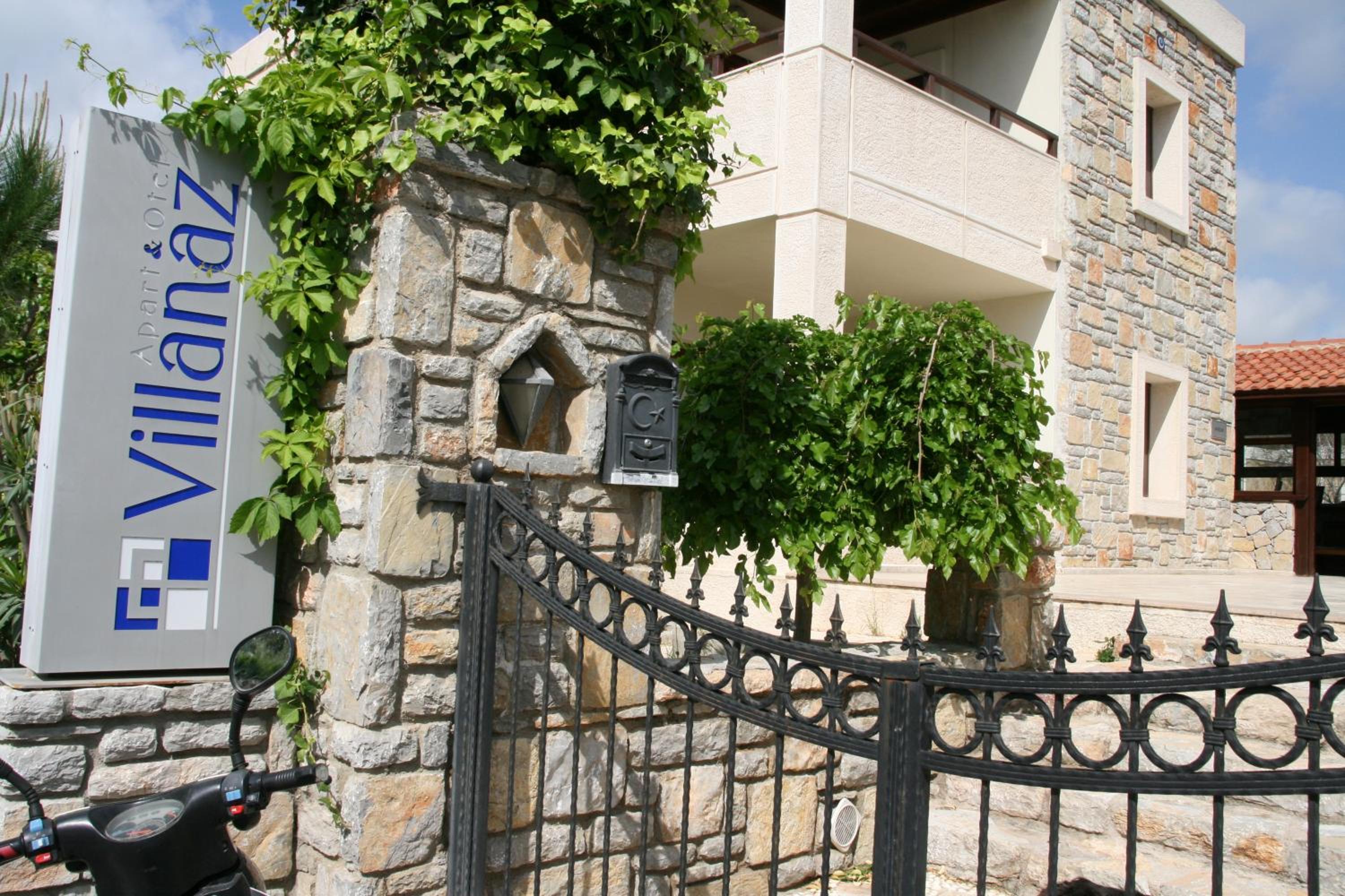 Villanaz Apart Hotel