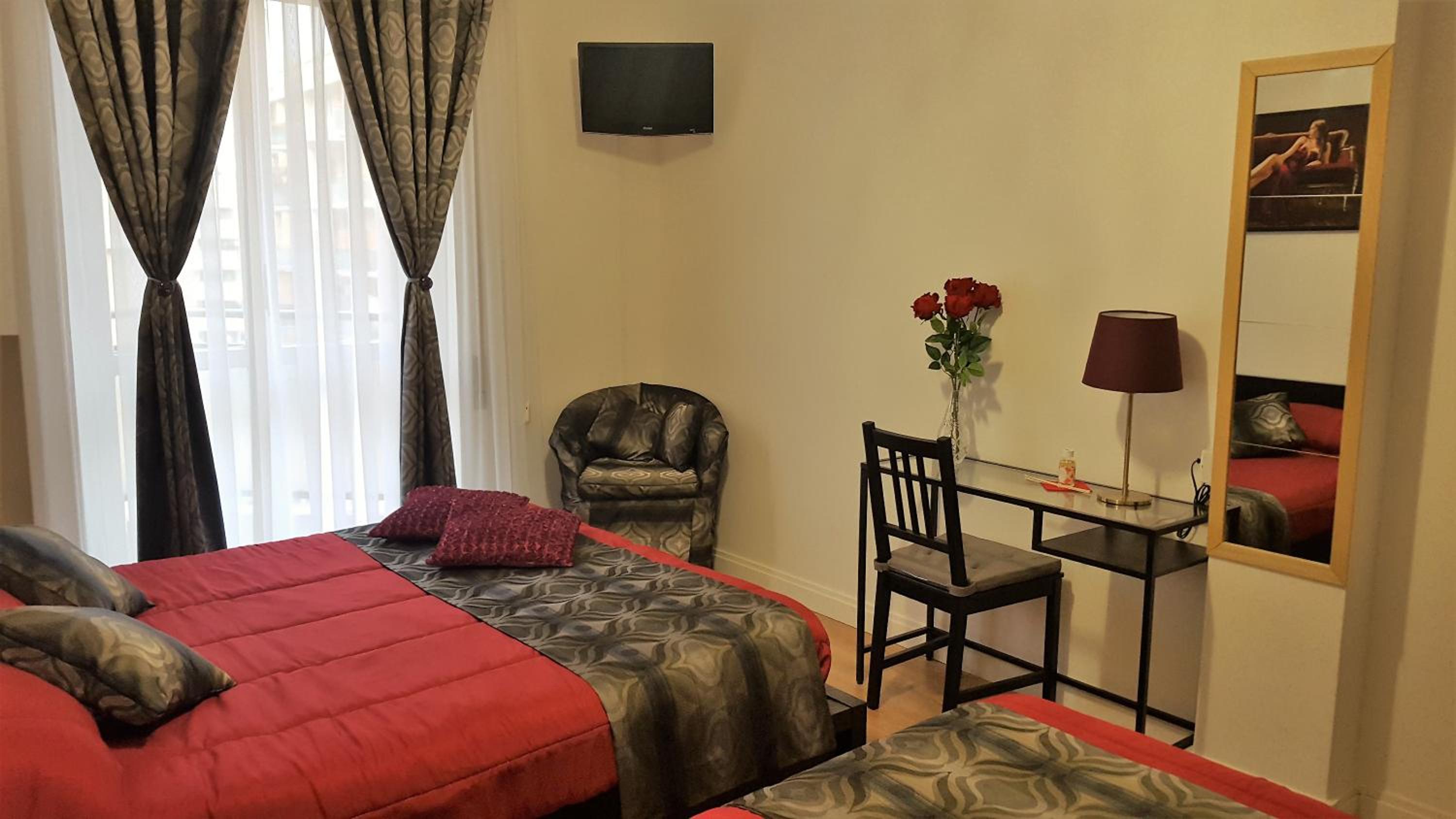 hotel room