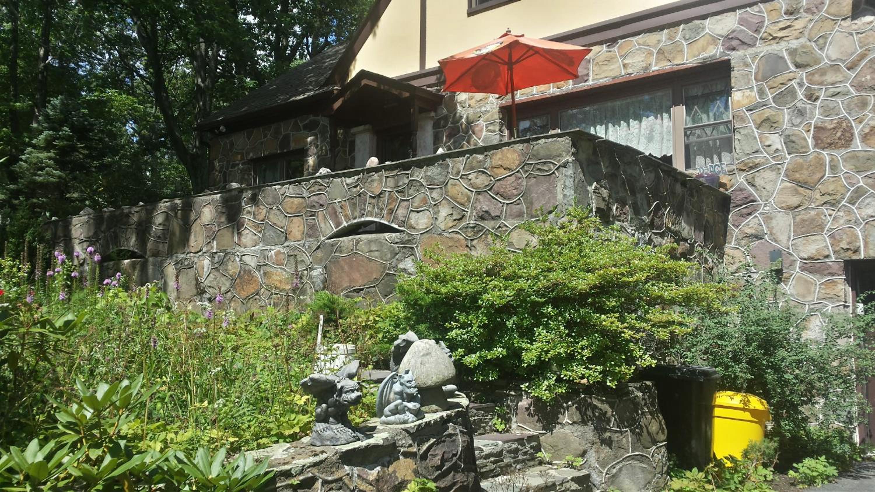 Photo 8