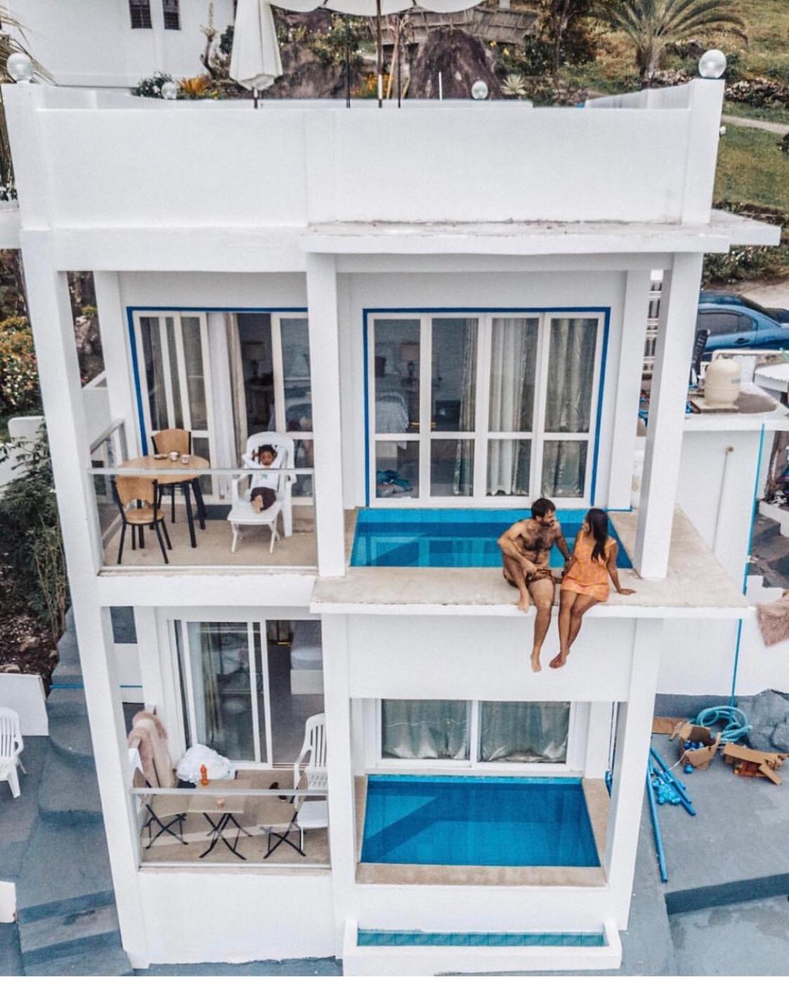Bintana Sa Paraiso