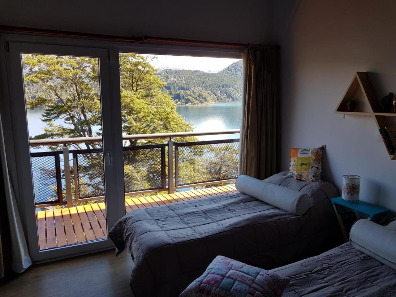 Albanta casa con costa en Bariloche