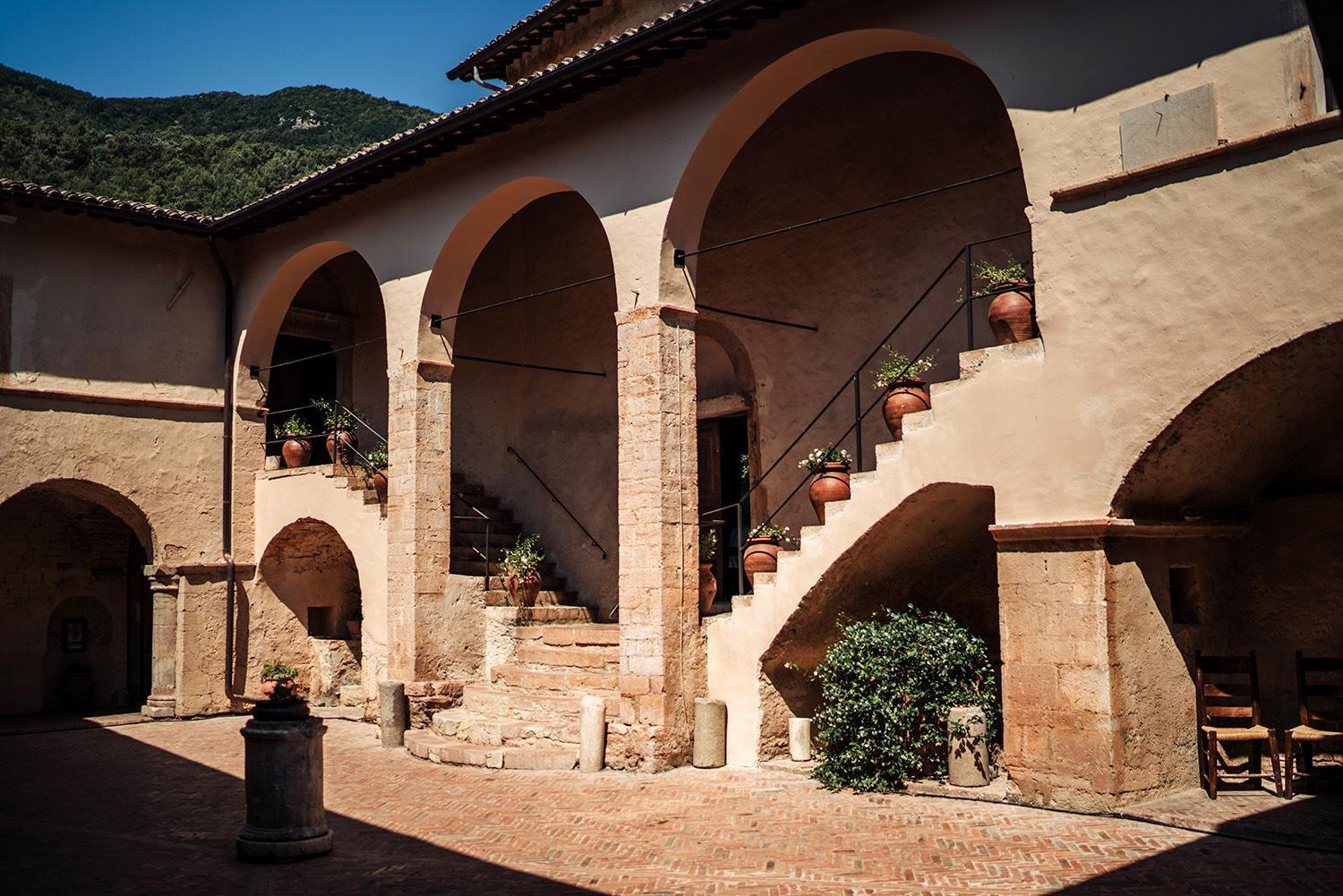 Abbazia San Pietro In Valle