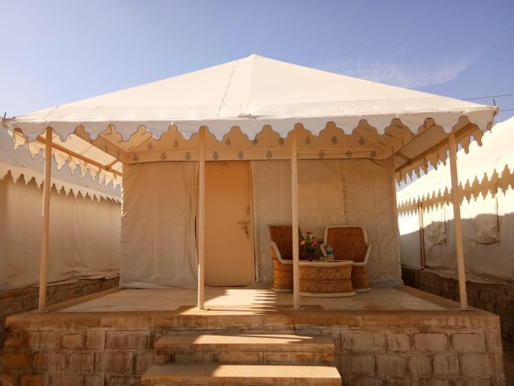 Oasis camp sam