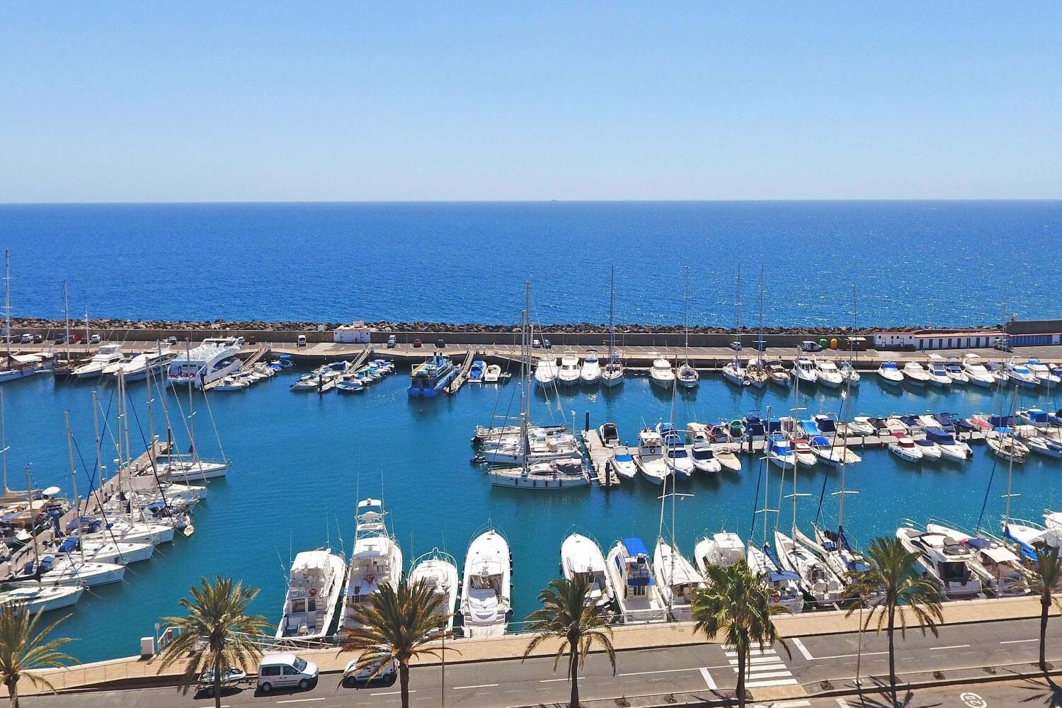 Puerto Marina 21 view 2