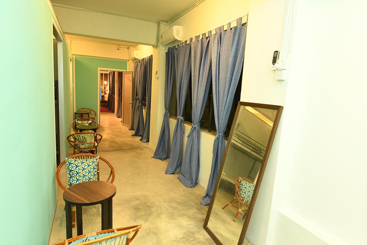 Sha La La Hostel