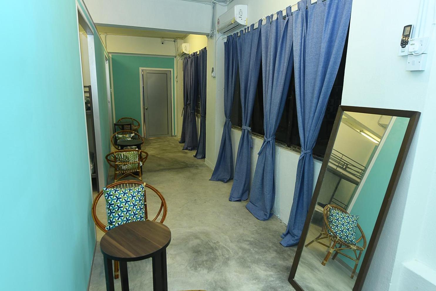 Sha La La Hostel