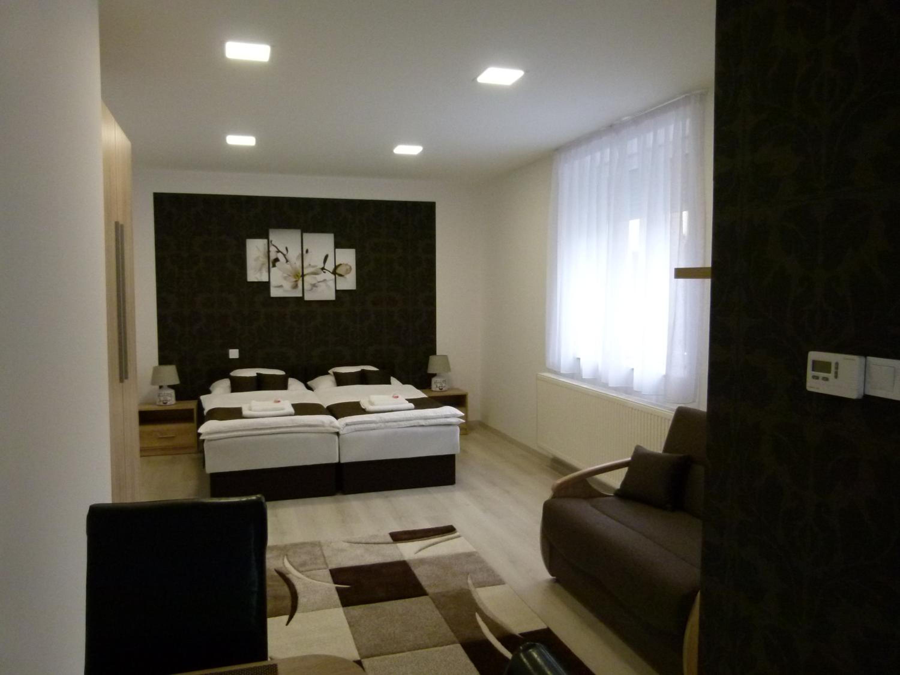 Wolf House Apartman view 4
