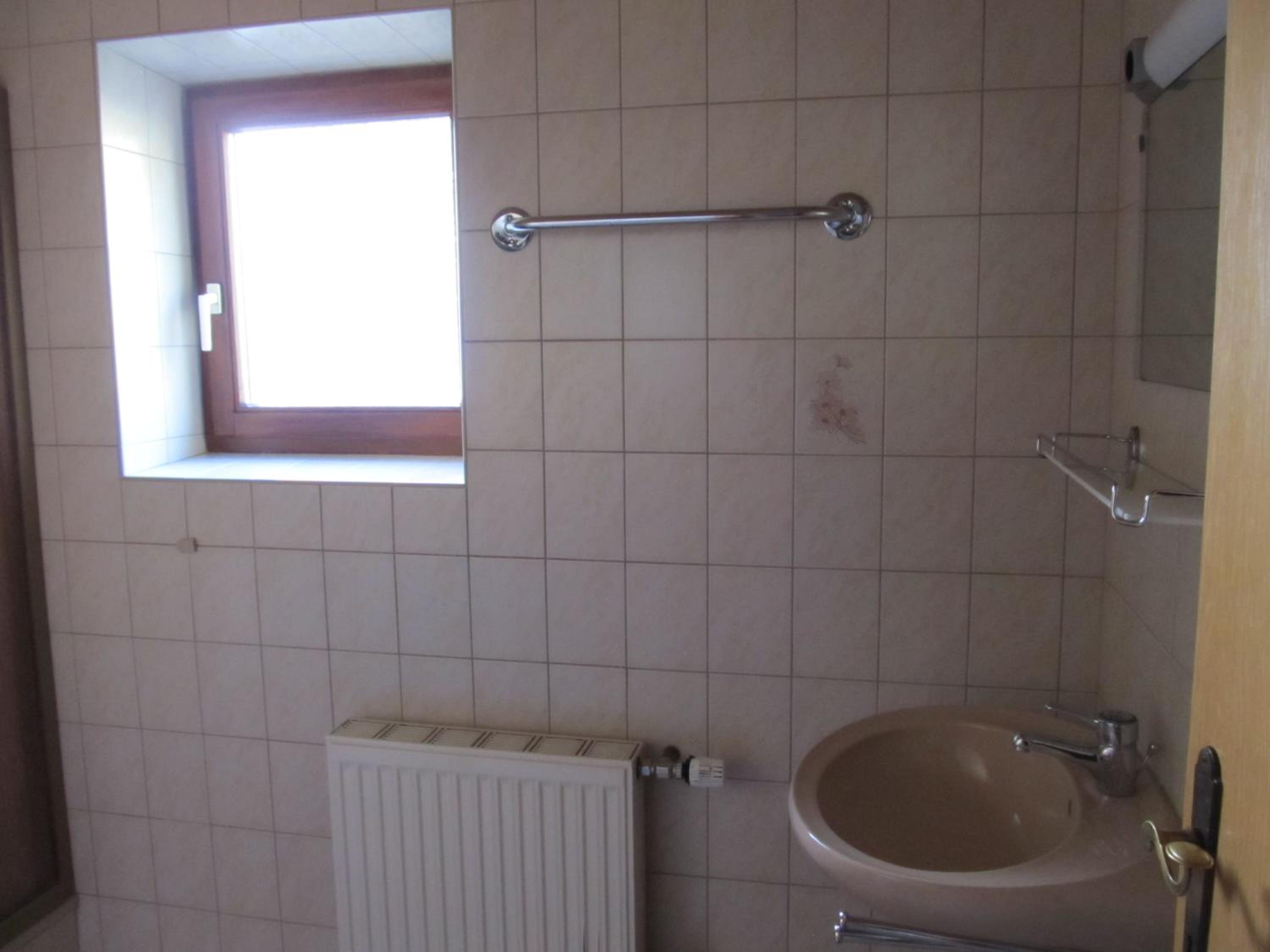 Photo 34