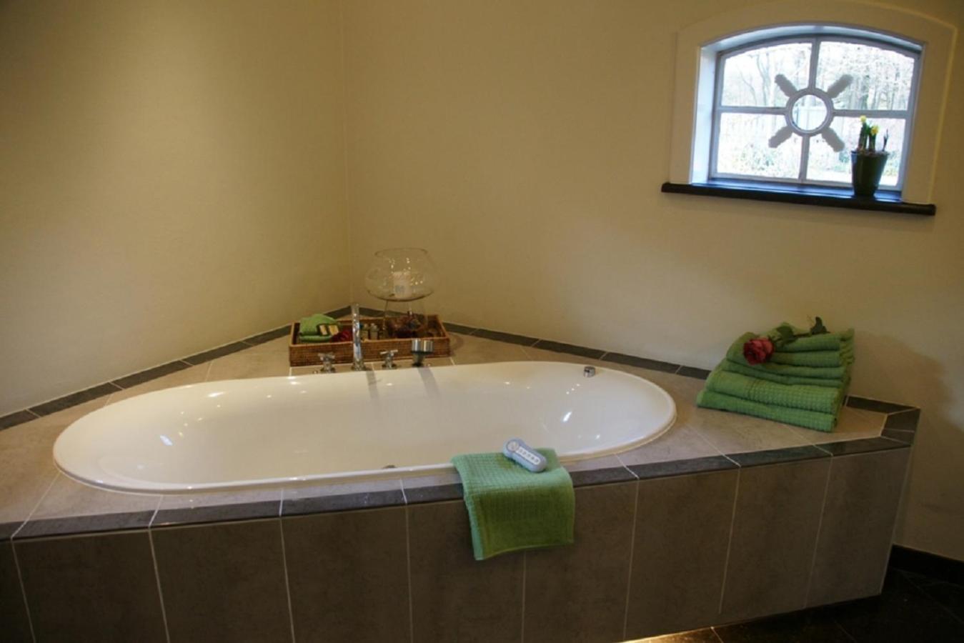 B&B Farmhouse De Loksheuvel view 3