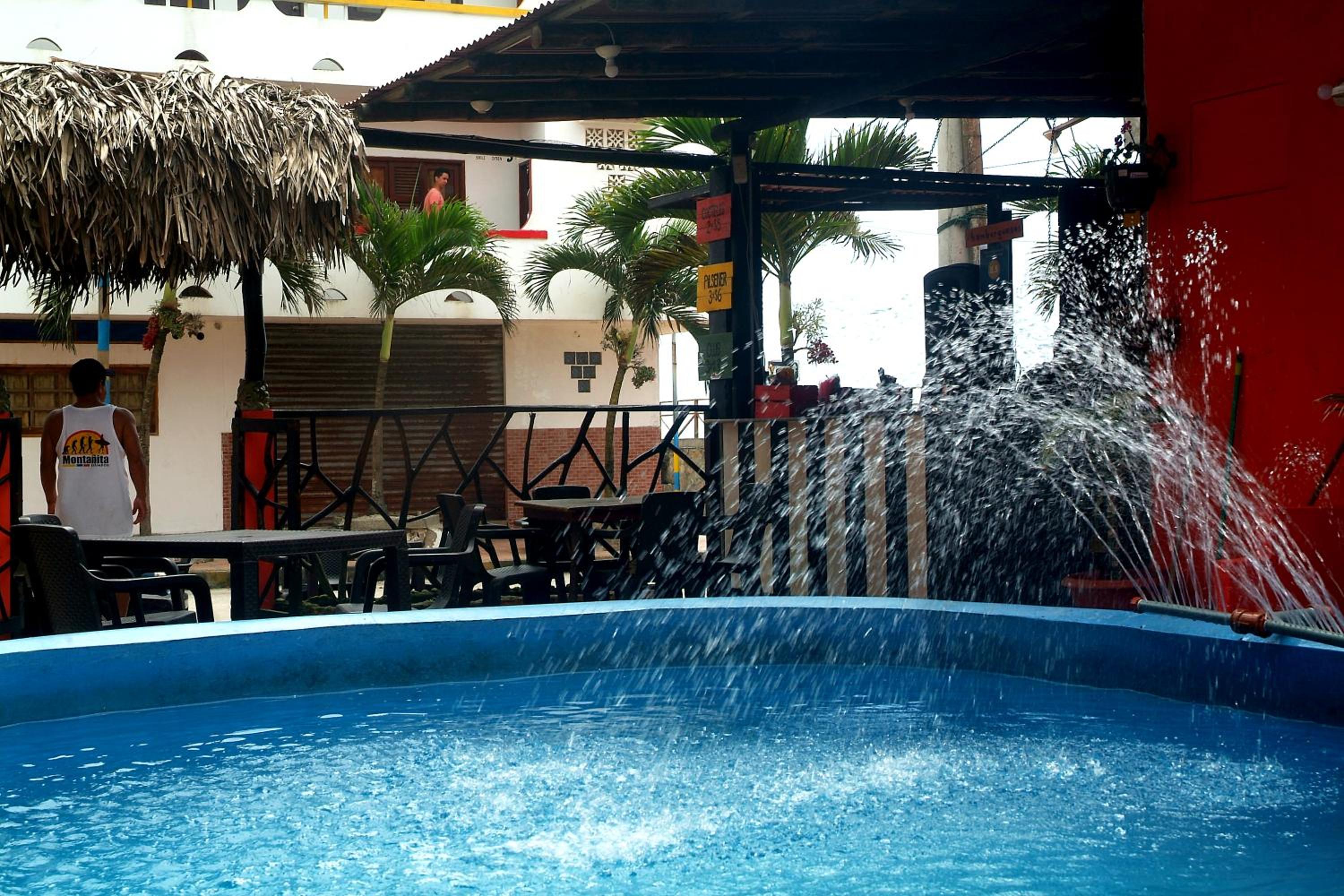 Arrecife Montañita Hostal