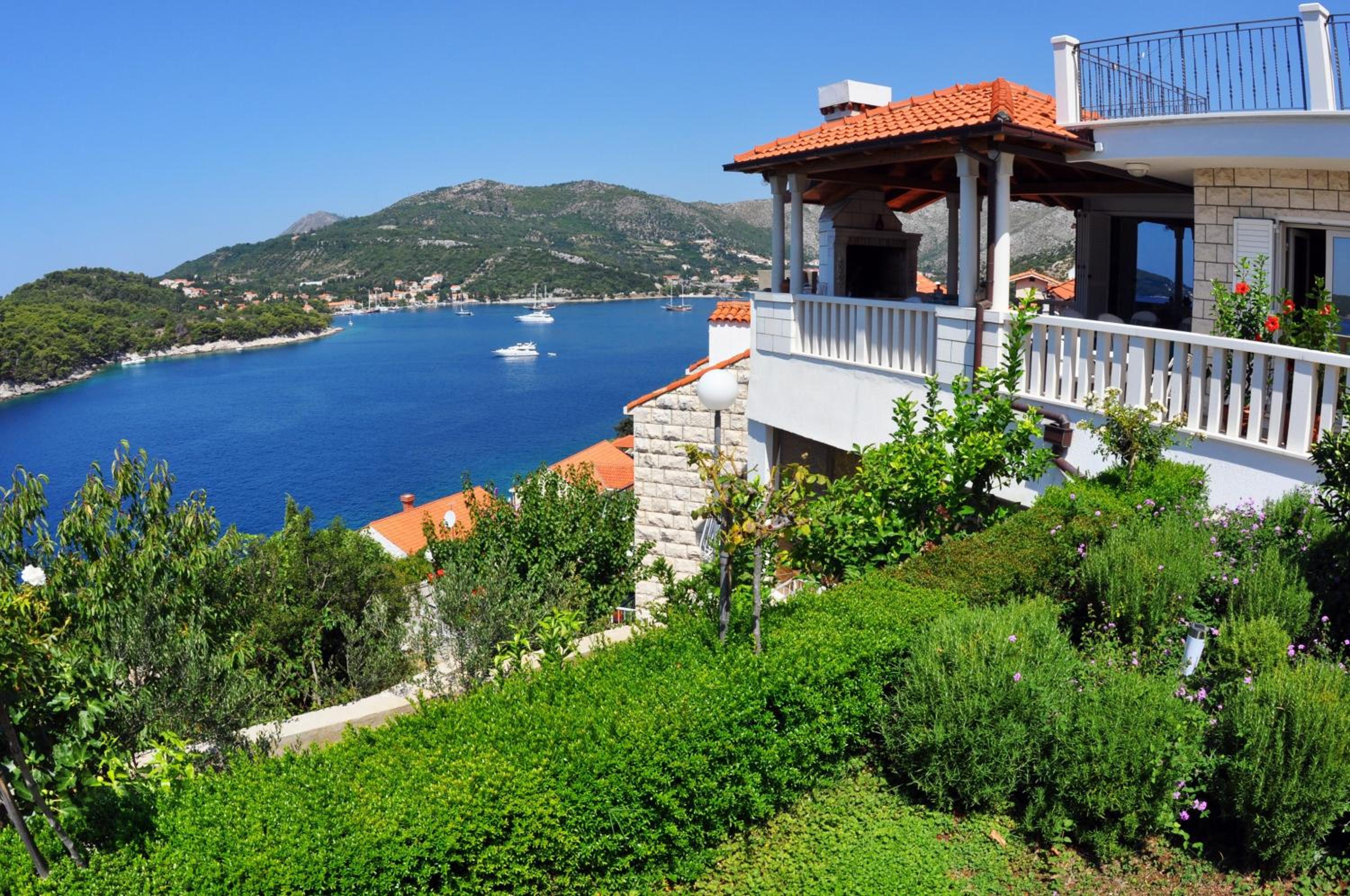 Paradis Apartments