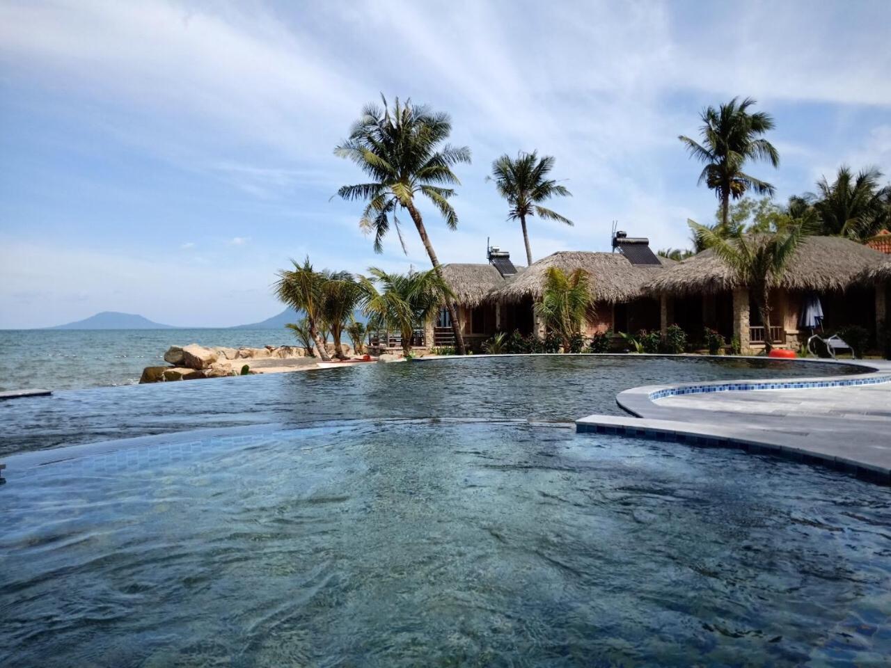 Phu Quoc Kim 2 Beach Front Resort