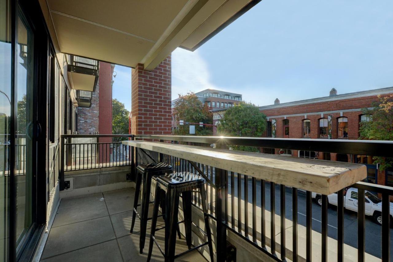 Downtown Heritage Condo with Parking