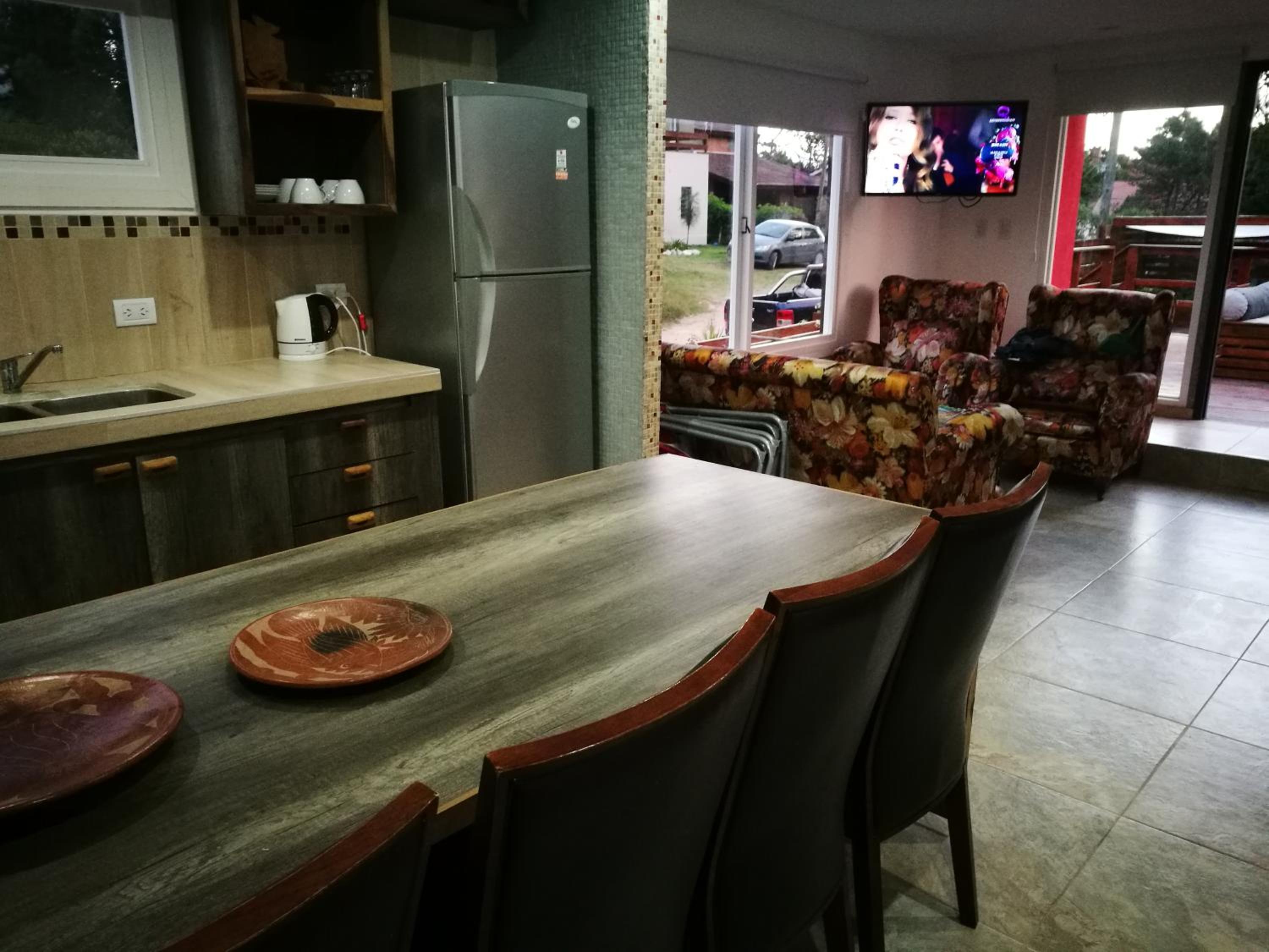 Departamento con parque a metros del mar
