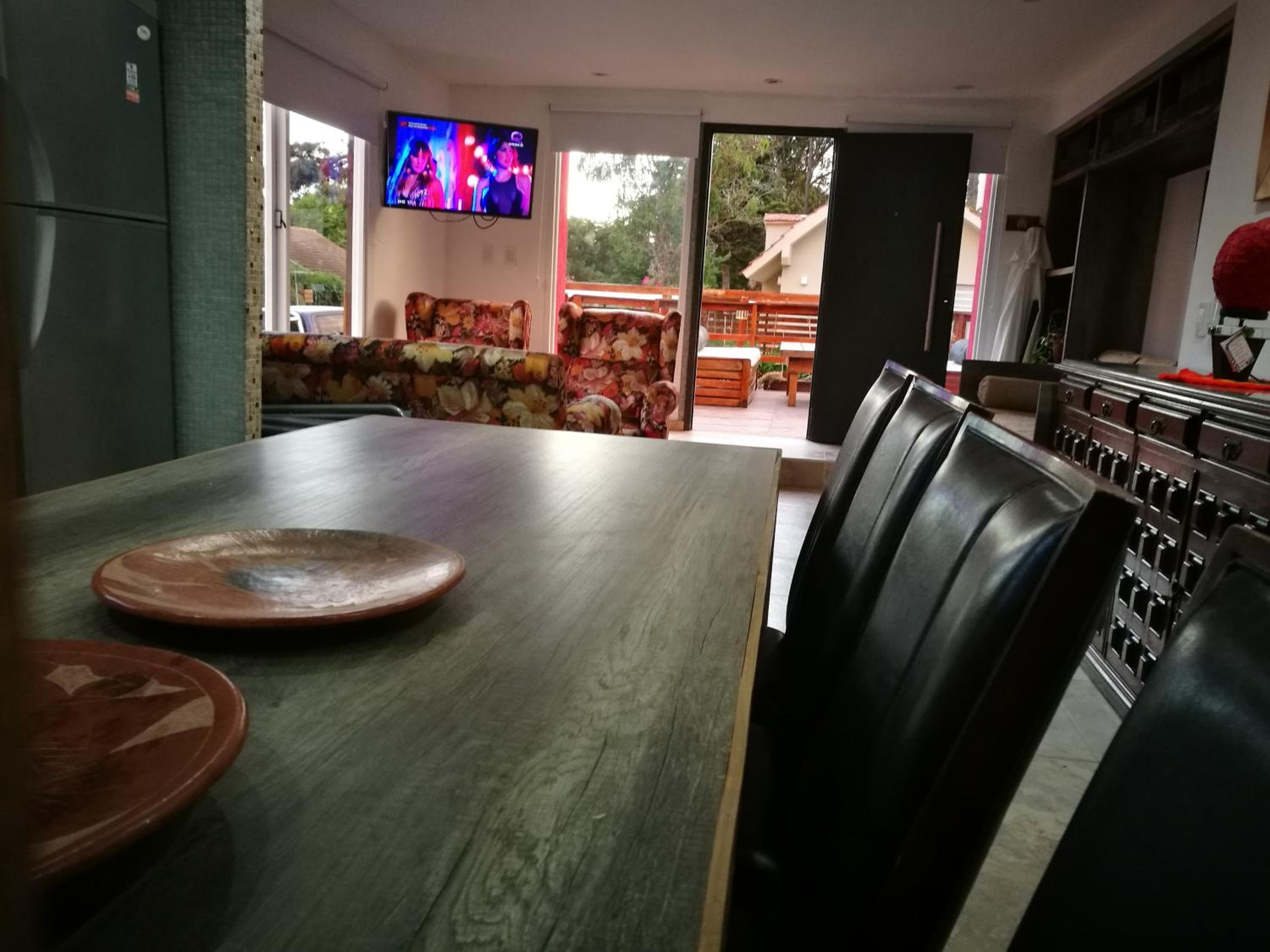 Departamento con parque a metros del mar