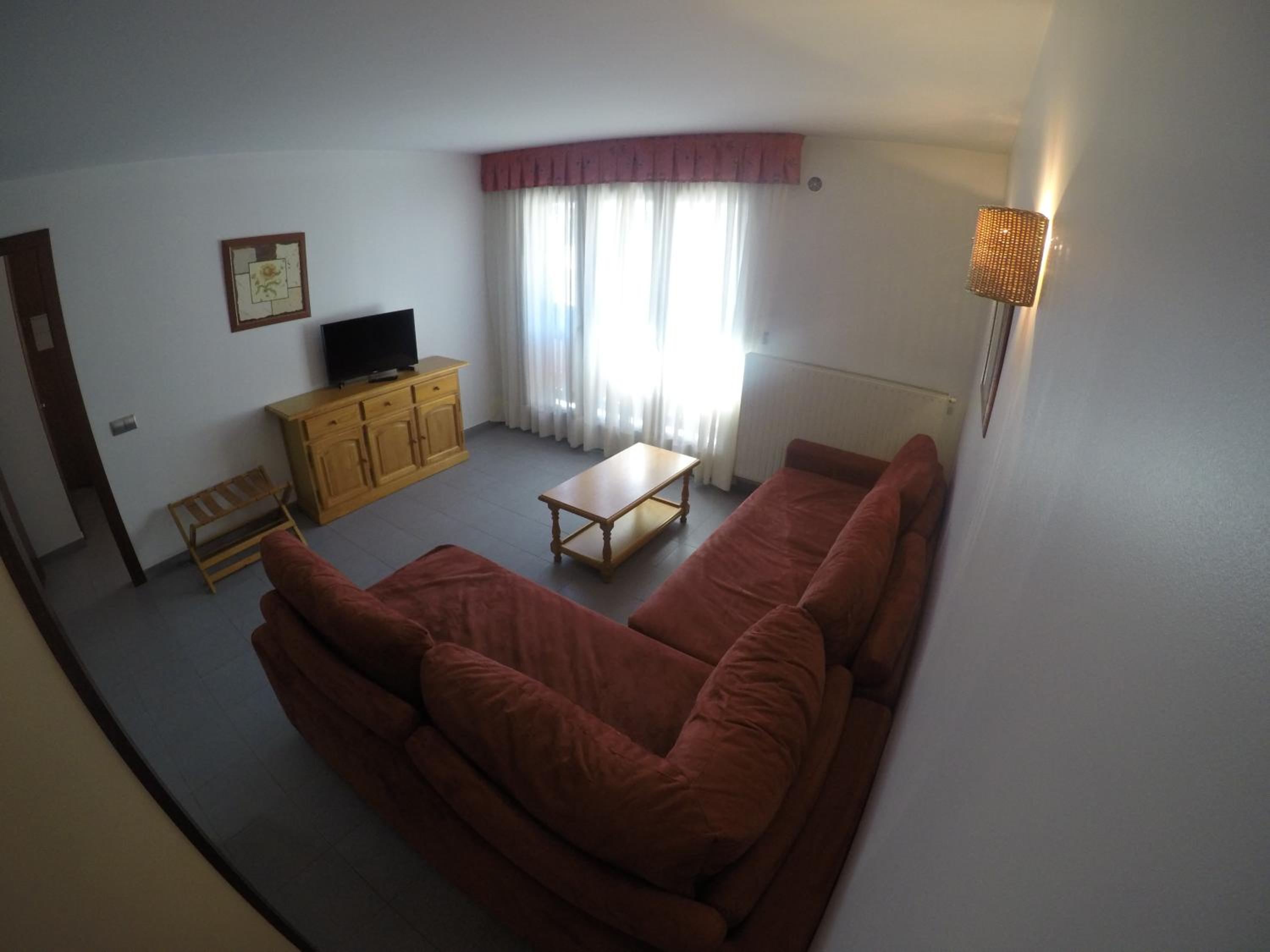 Apartamentos Turísticos Roc Del Castell