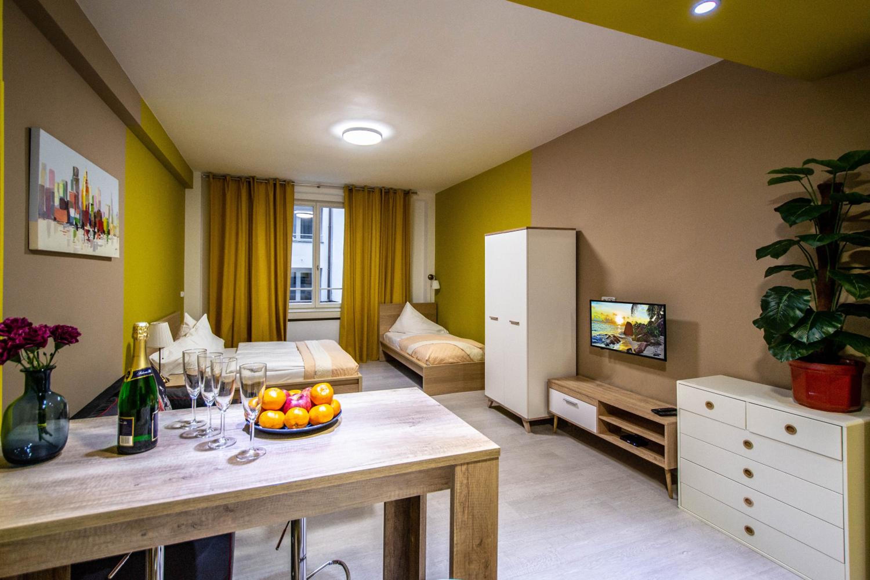 City Center Apartments near Synagogue