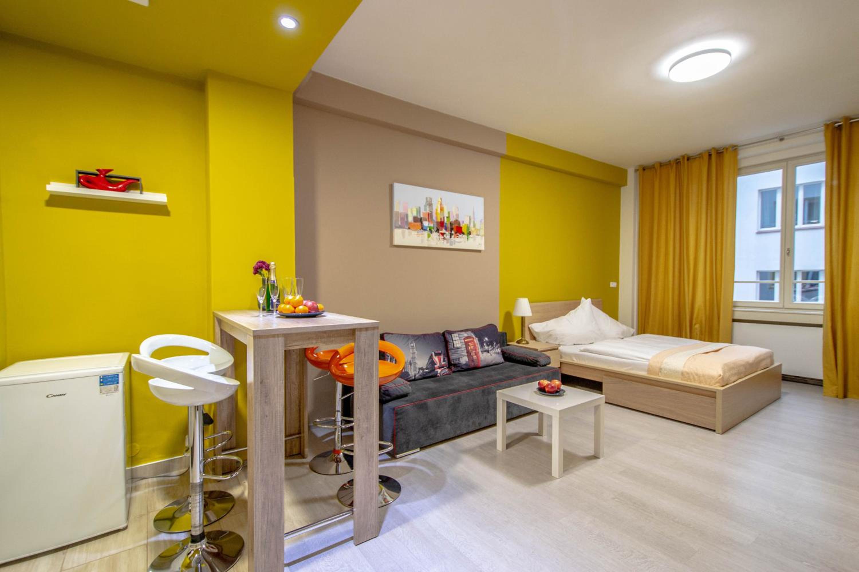 City Center Apartments near Synagogue