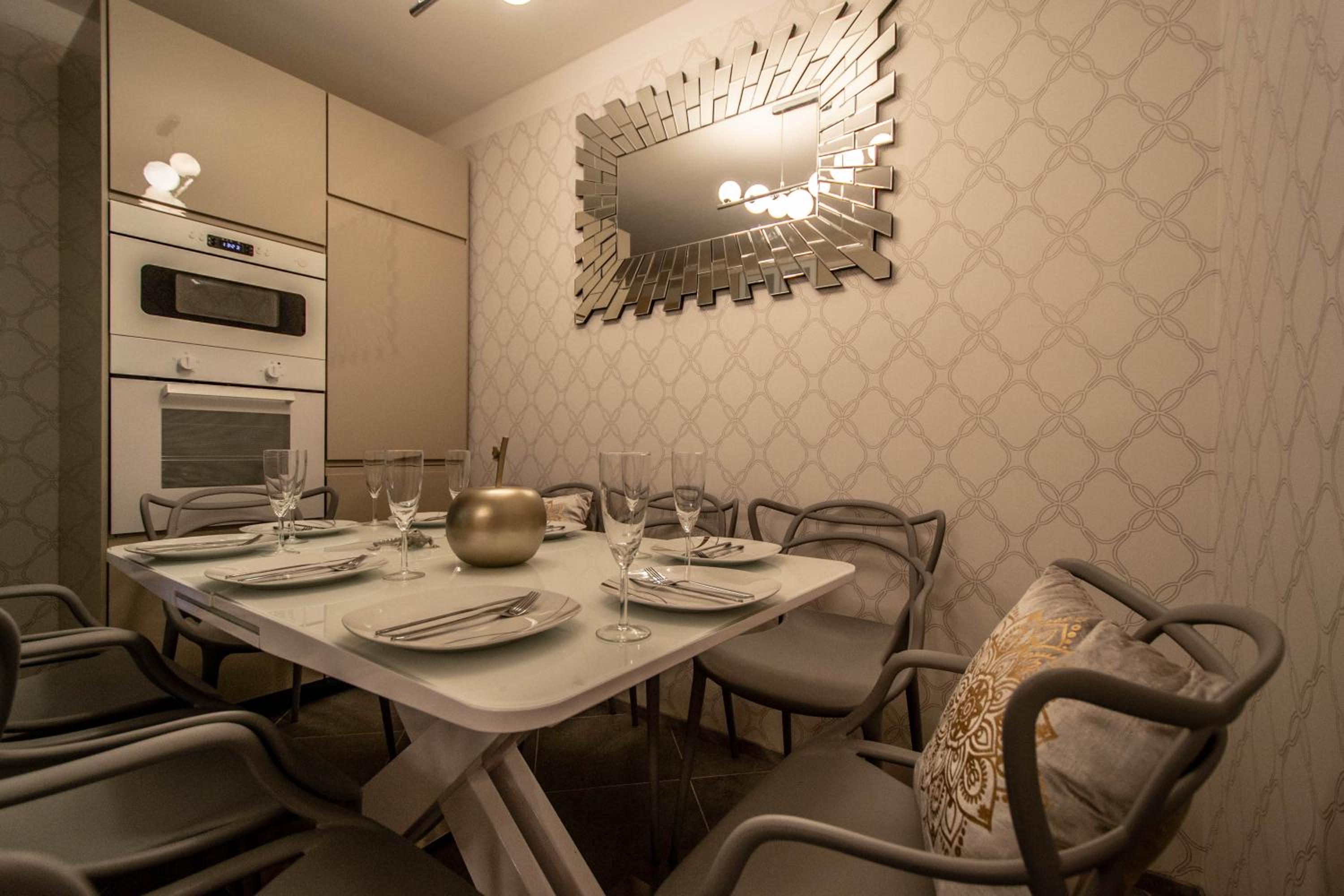 Pastel Art Deco 3BDR Ruterra Apt