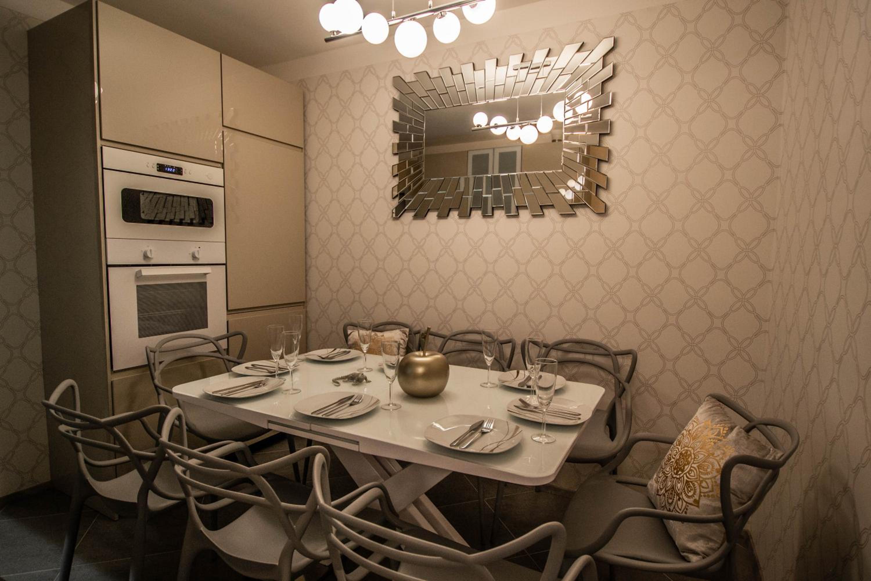 Pastel Art Deco 3BDR Ruterra Apt