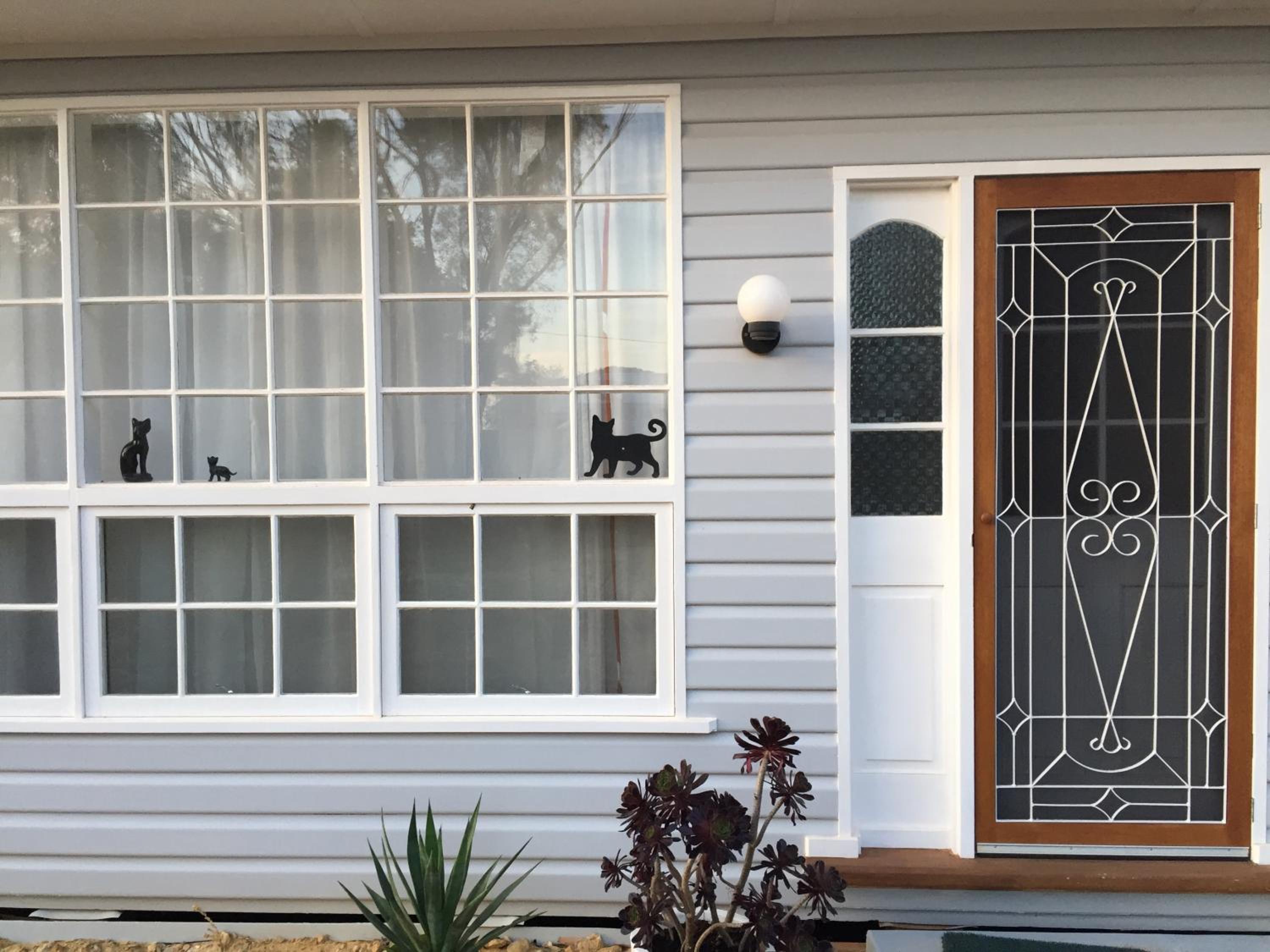 Black Cat Retreat holiday home