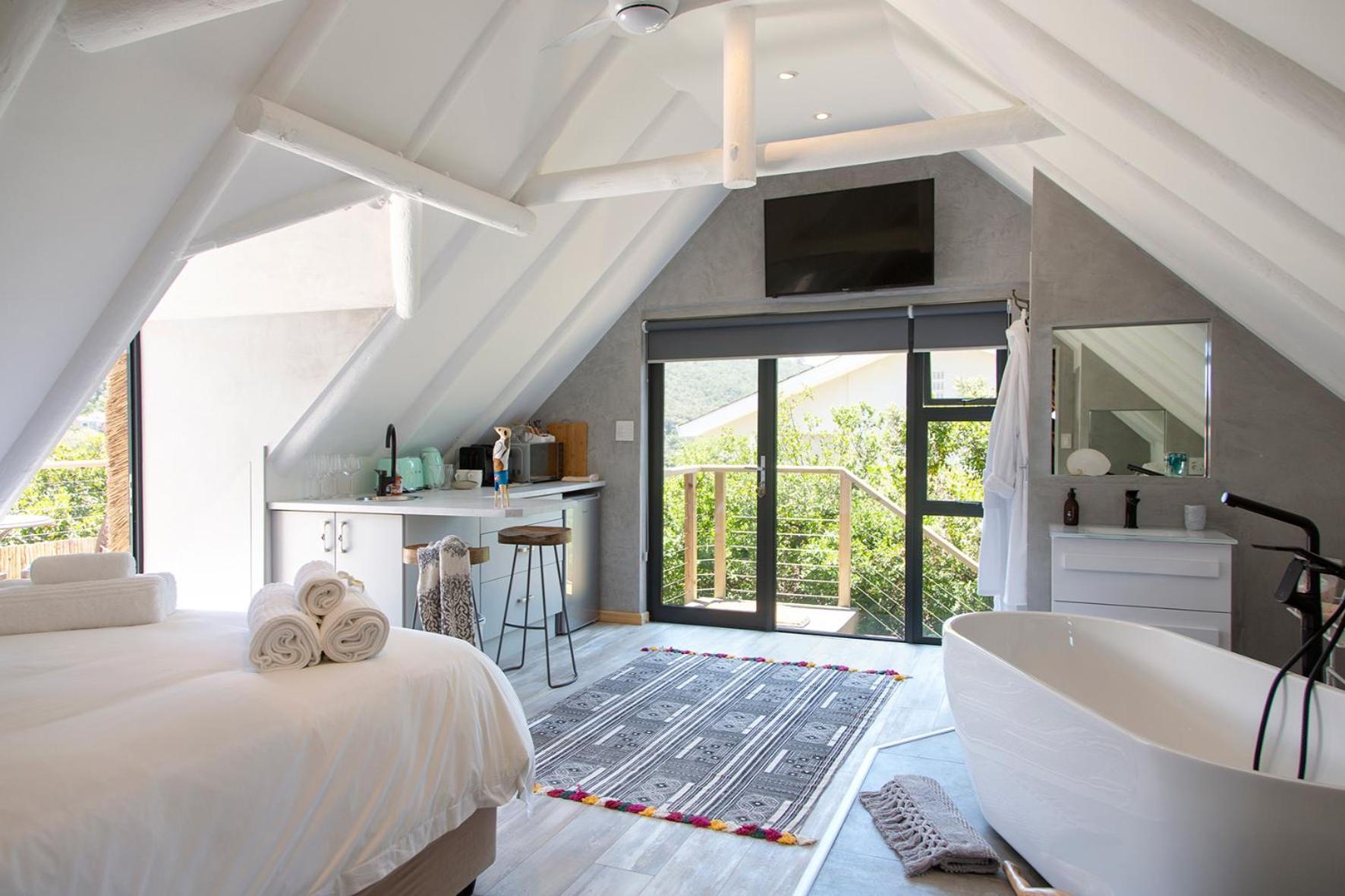 Pearl Moon Boutique Suites, photo 42