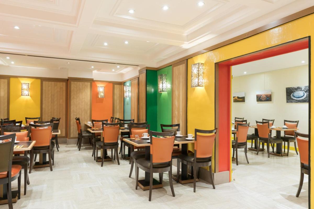Hotel Le Cardinal 11