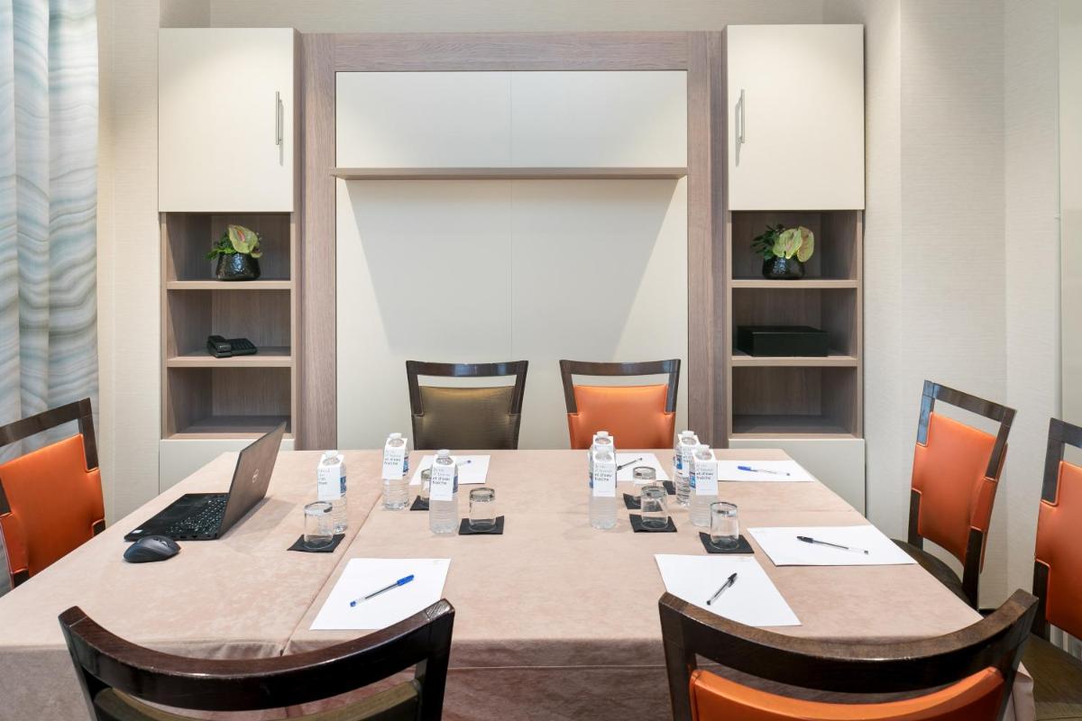 Hotel Le Cardinal 48