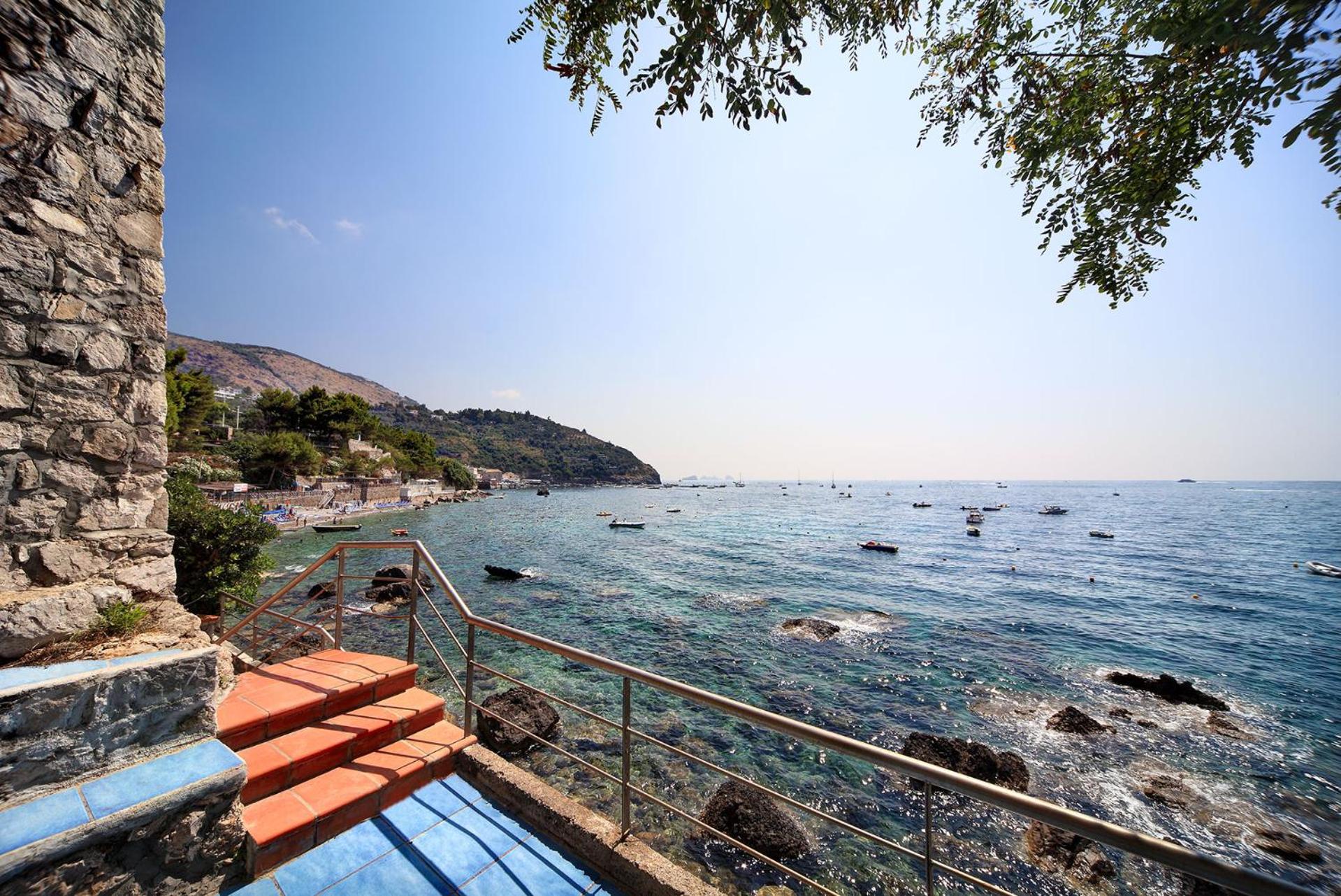 Villa Flory view 3