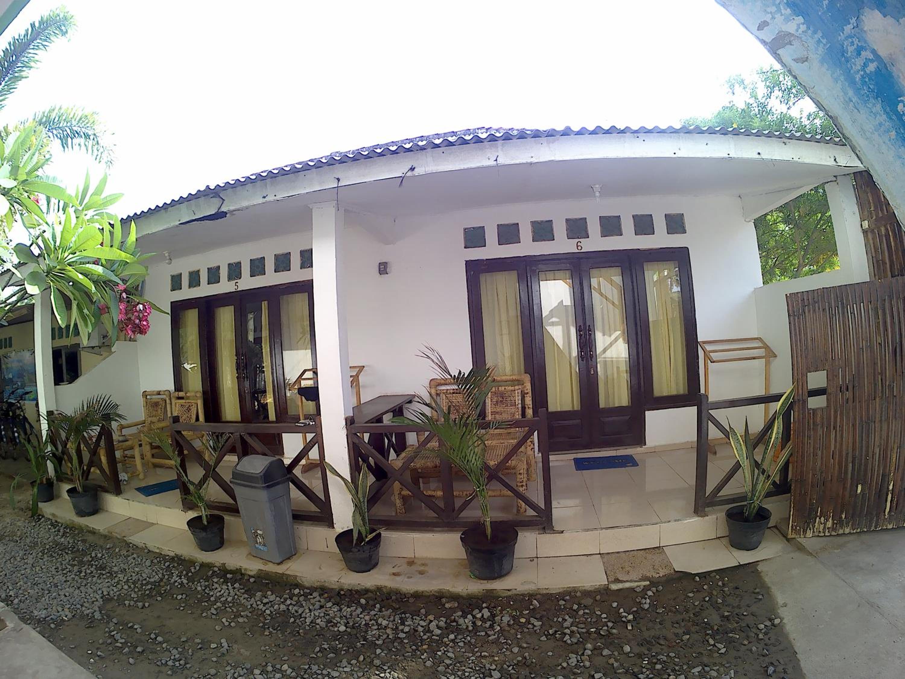 Ombak Homestay