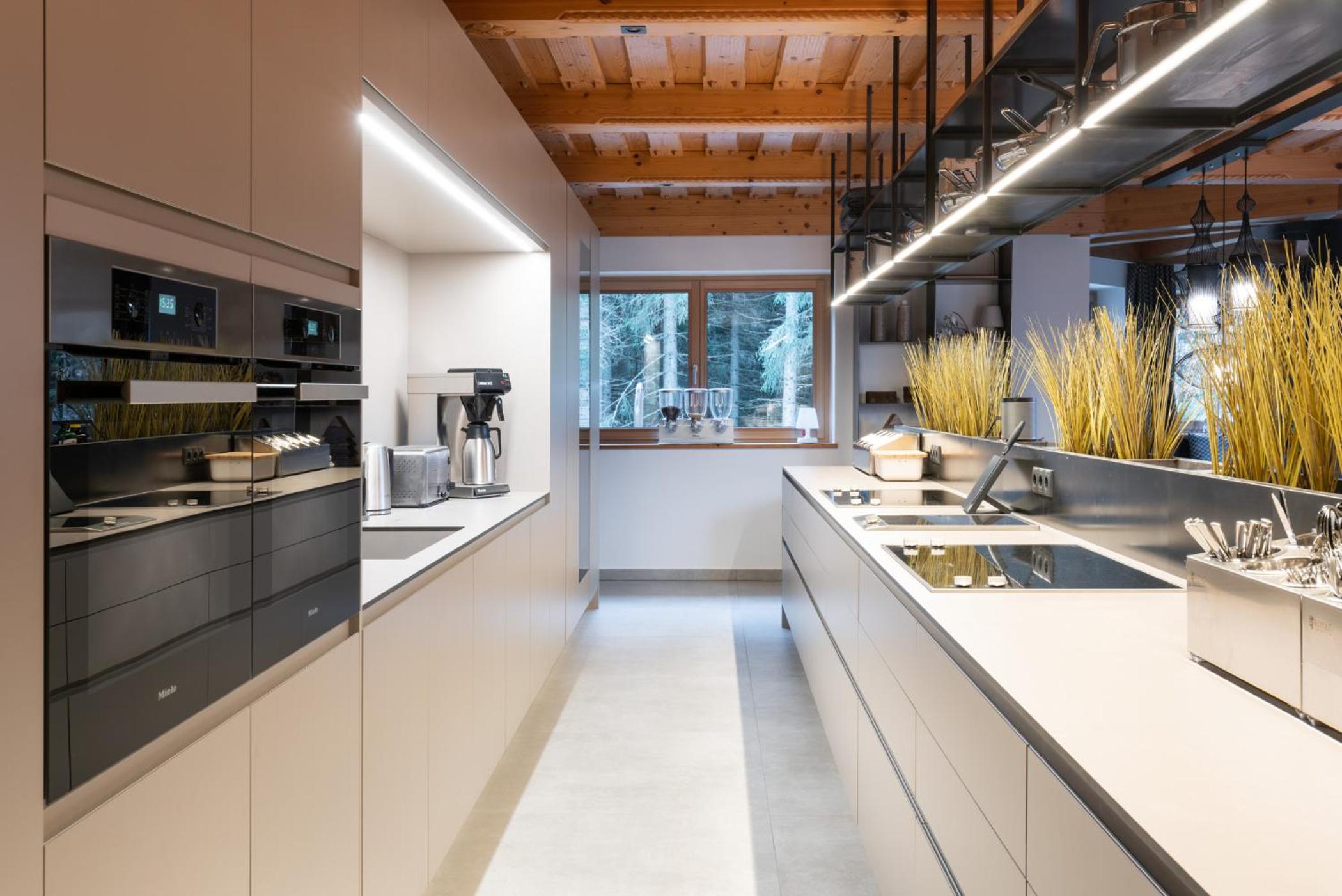 Designferienhaus Luxus Bergchalet XXL Ski In-Out Snow Space Wagrain Flachau