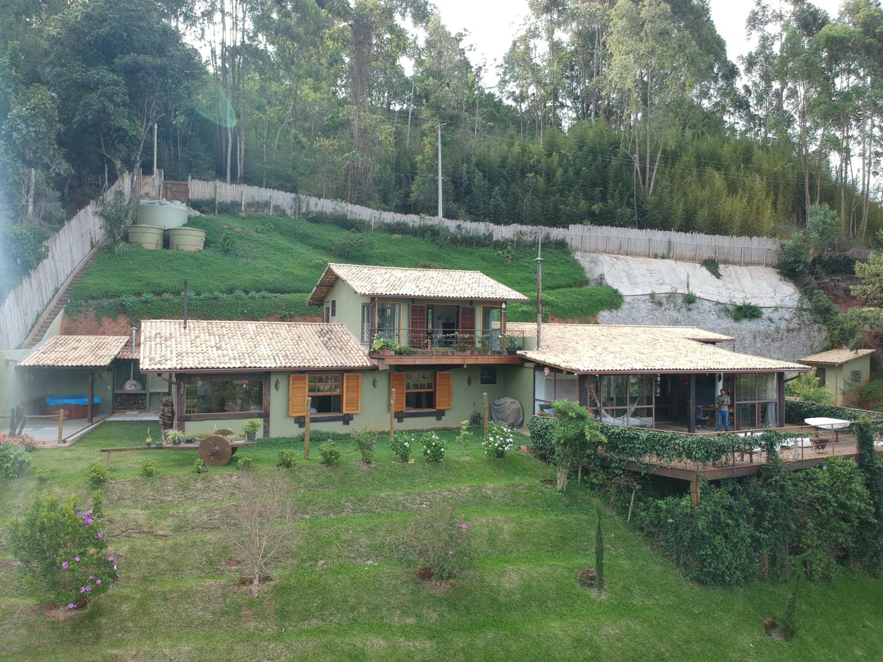 Hotel Casa Mirante do Prata no Vale das Videiras - Image 1