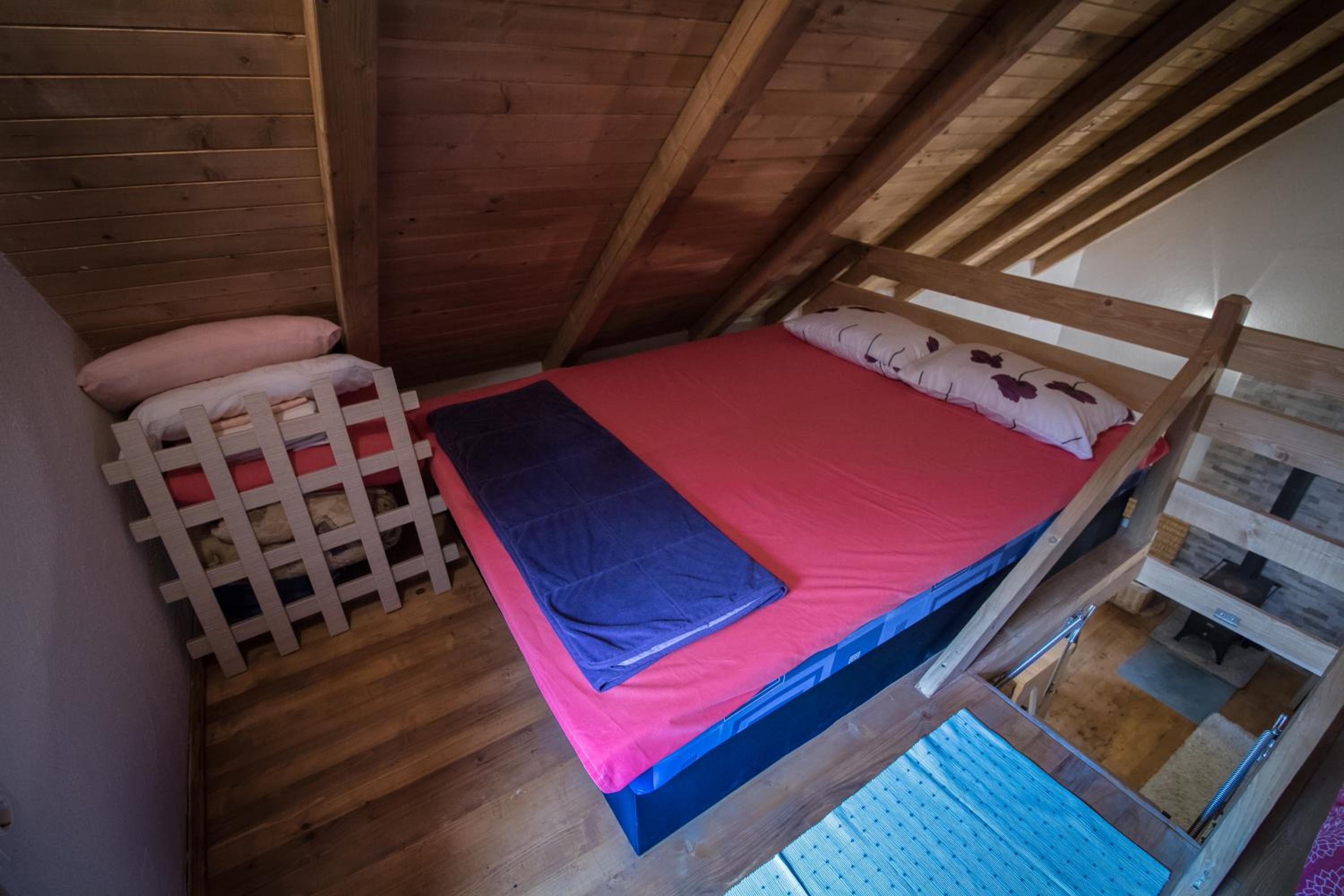 Cabin House Hidden Nest