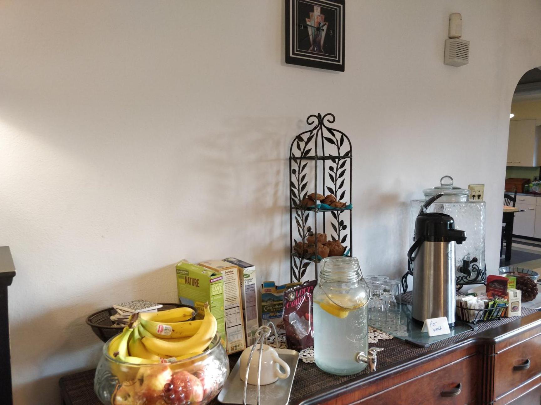 Maurrocks - A Pocono Mountains B&B view 2