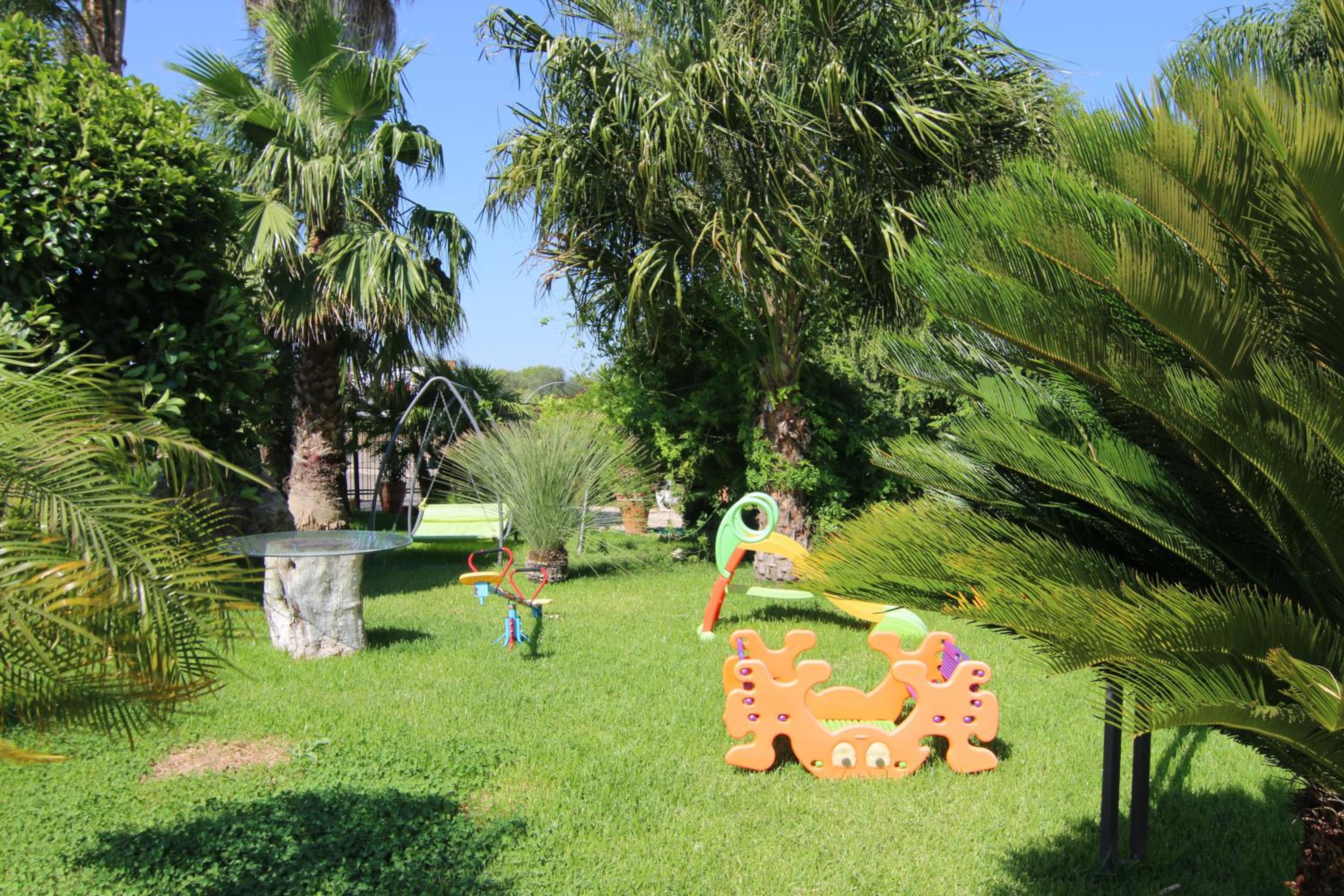 Photo 18