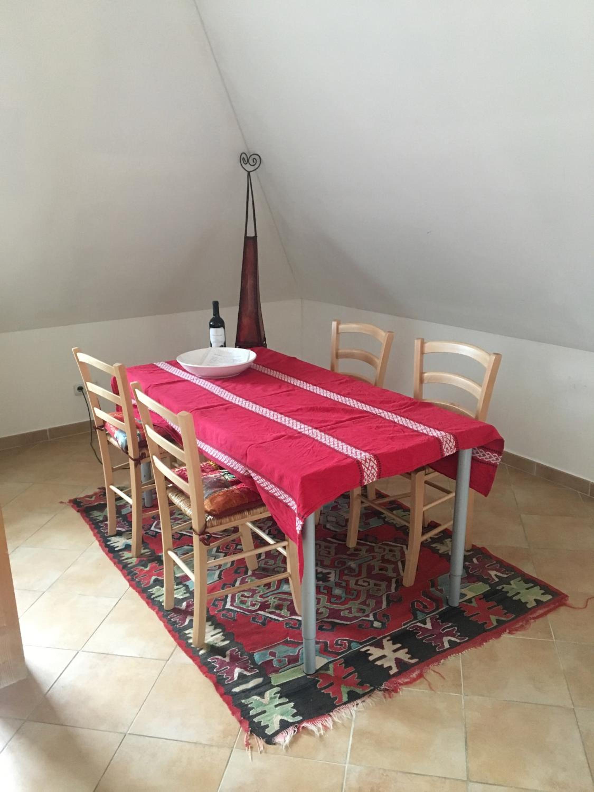 Helle und ruhige Dachgeschosswohnung