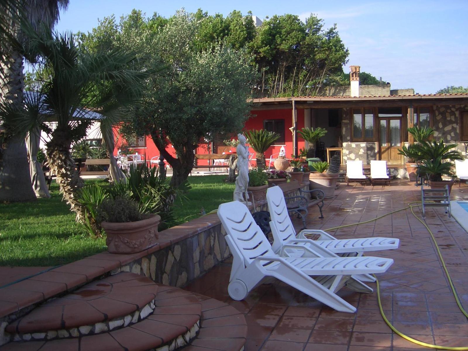 chalet l oasi di Ambra 8 posti letto con uso piscina view 5