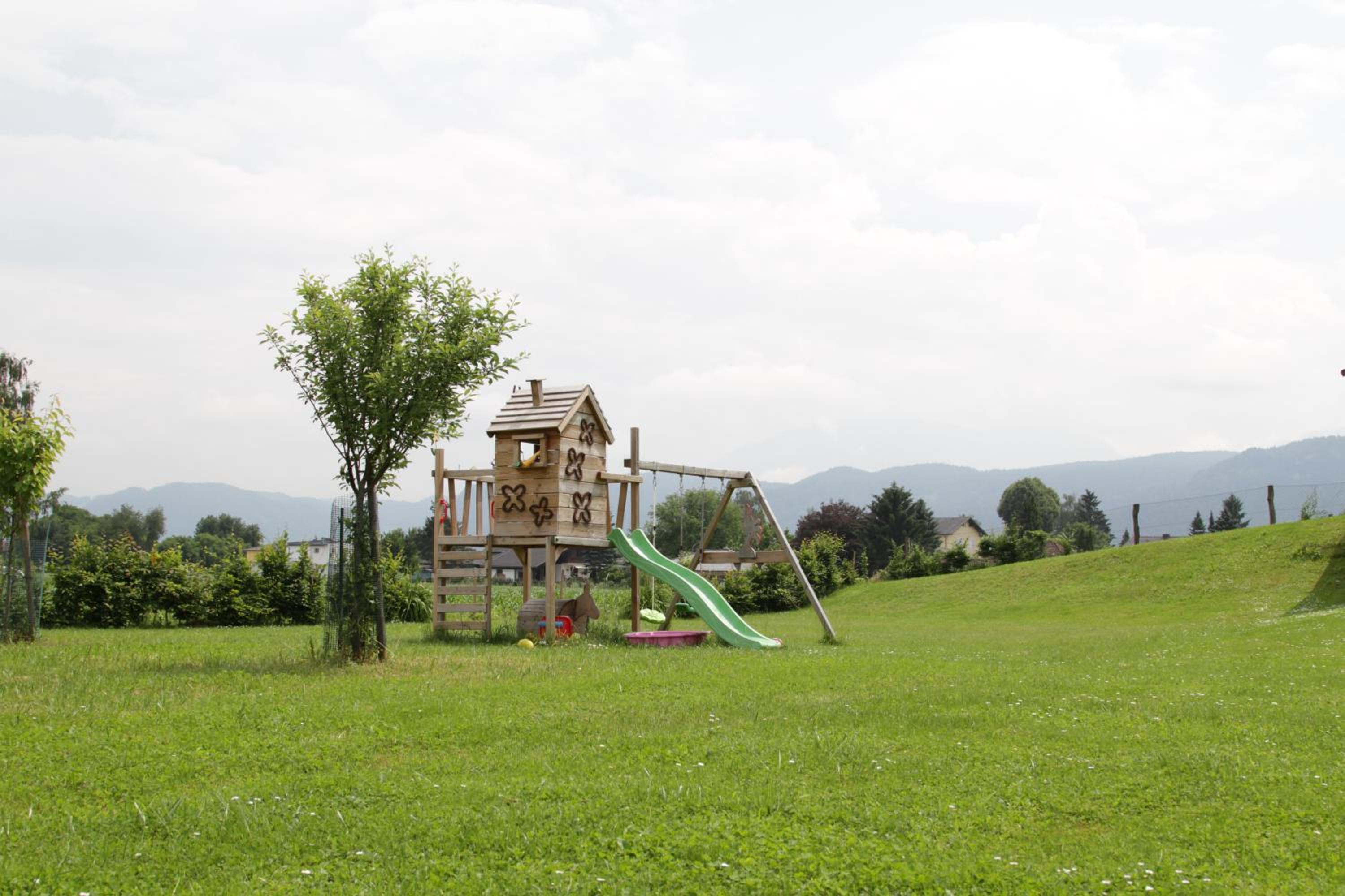 Photo 32