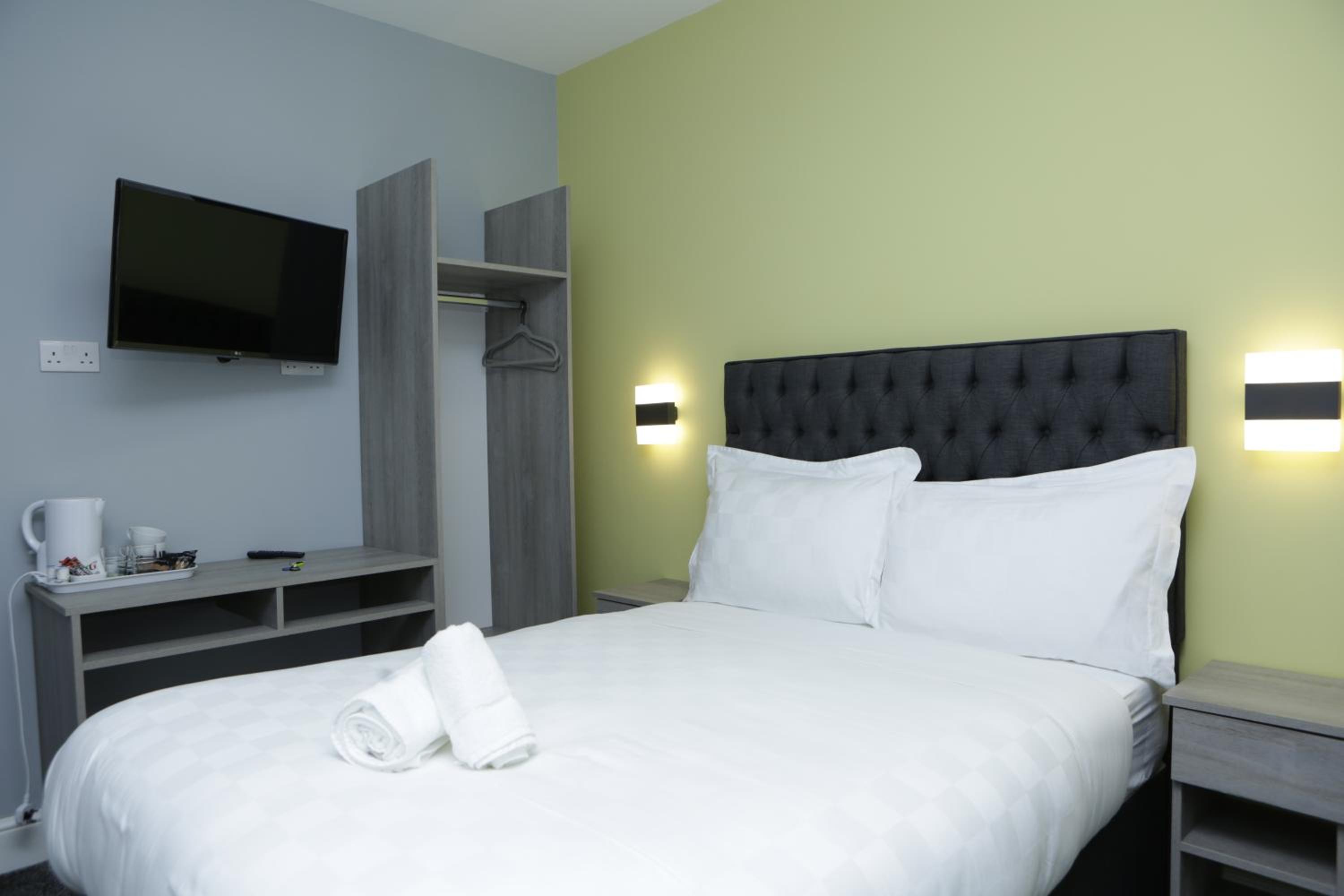 The Spring Bank APARTHOTEL view 2