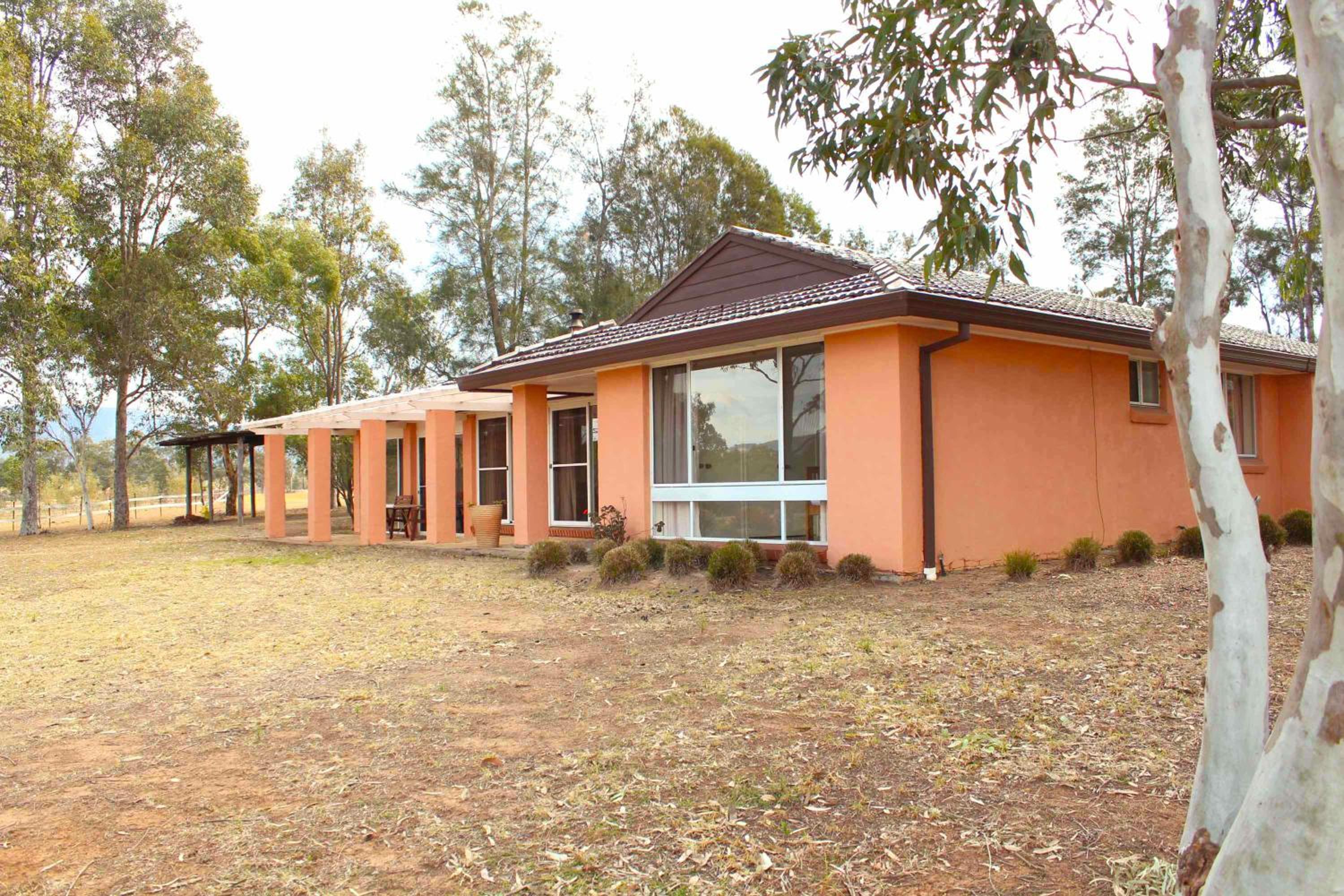 Pokolbin Vacations - Verona Vineyard Cottage - Property Image 1