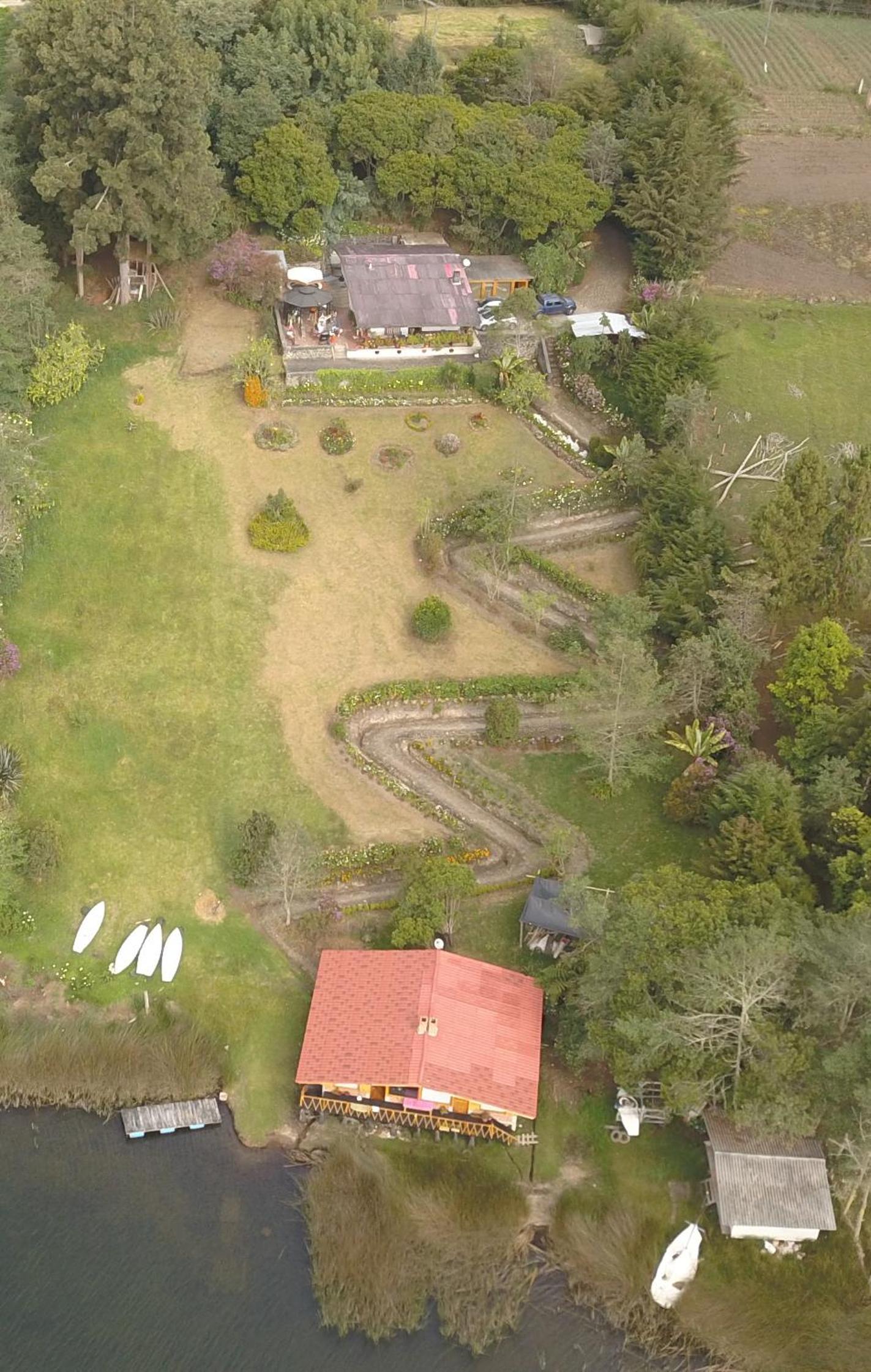 Cabaña en La Cocha-Finca INDIANA